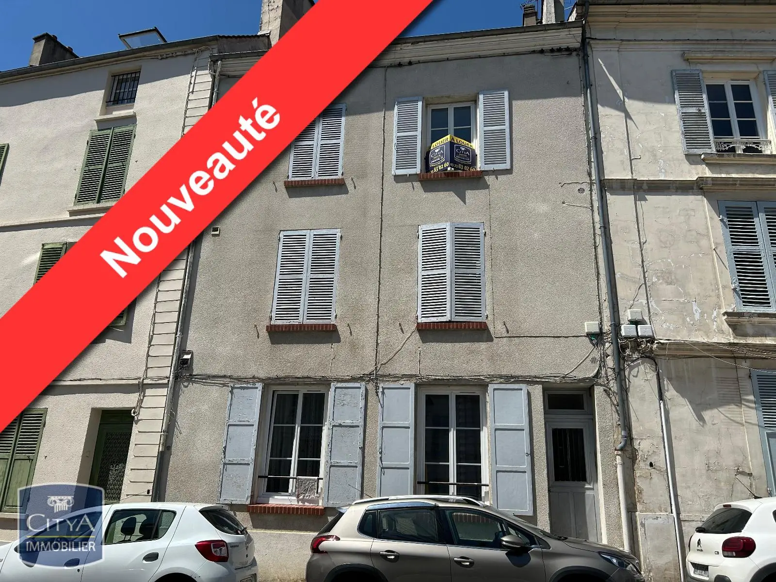 Photo 1 Immeuble 250m²