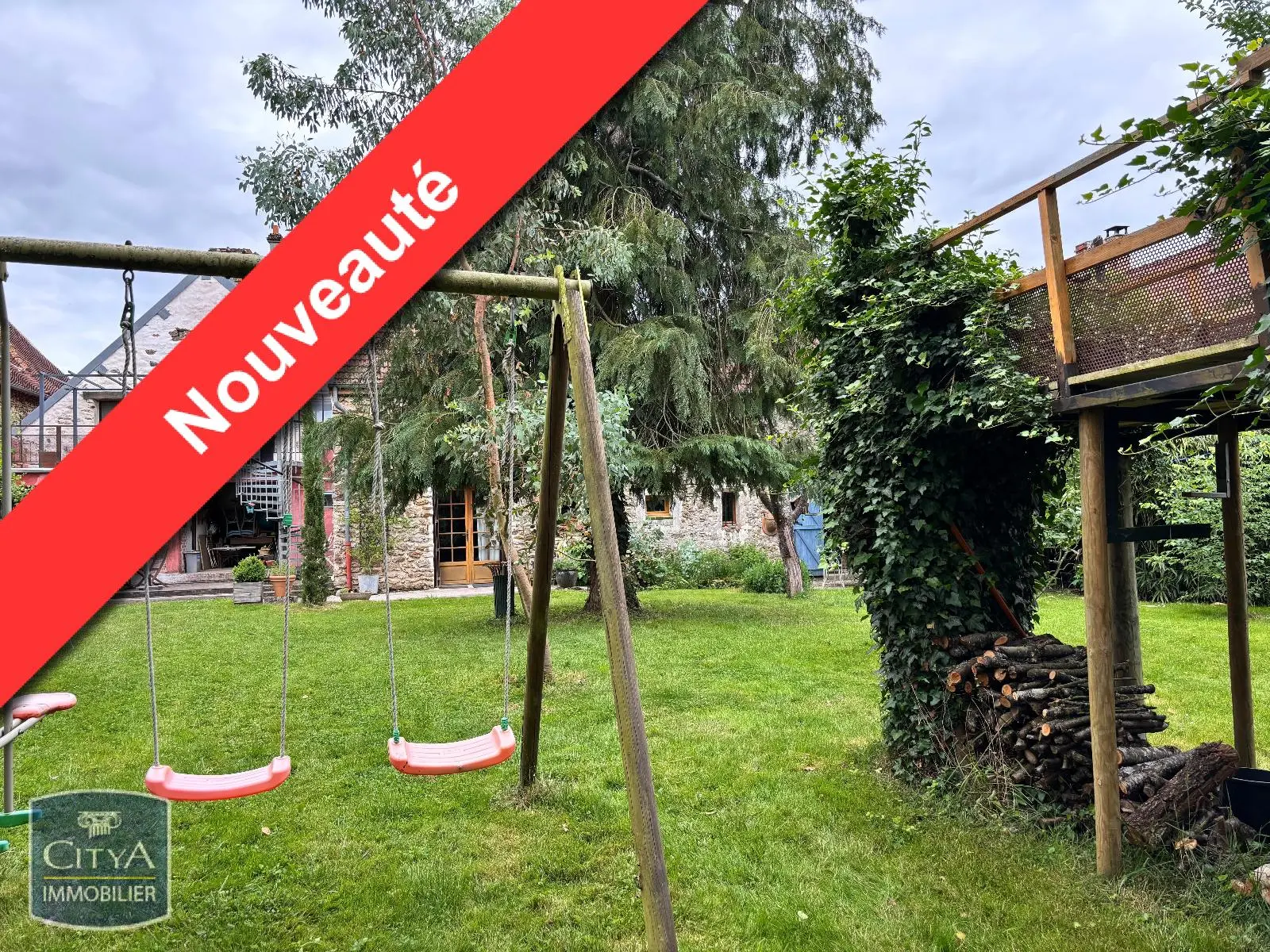 Photo 1 Maison 7 pièces 166m²