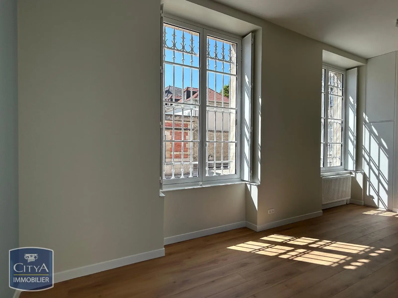 Photo 2 Appartement 1 pièce 33.74m²