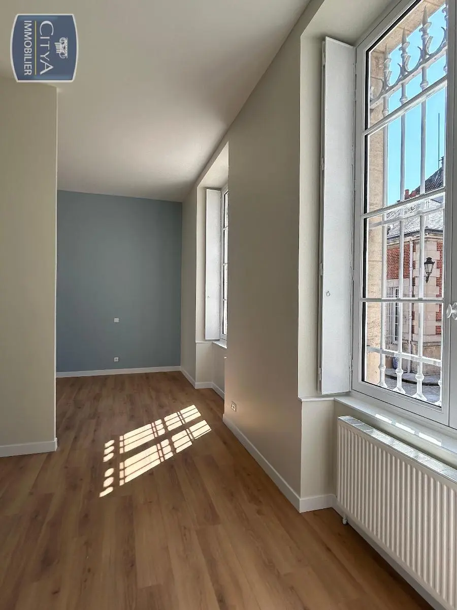Photo 3 Appartement 1 pièce 33.74m²