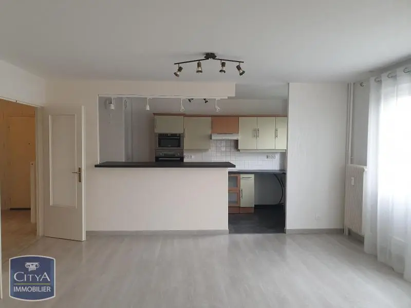 Photo 3 Appartement 4 pièces 80.58m²