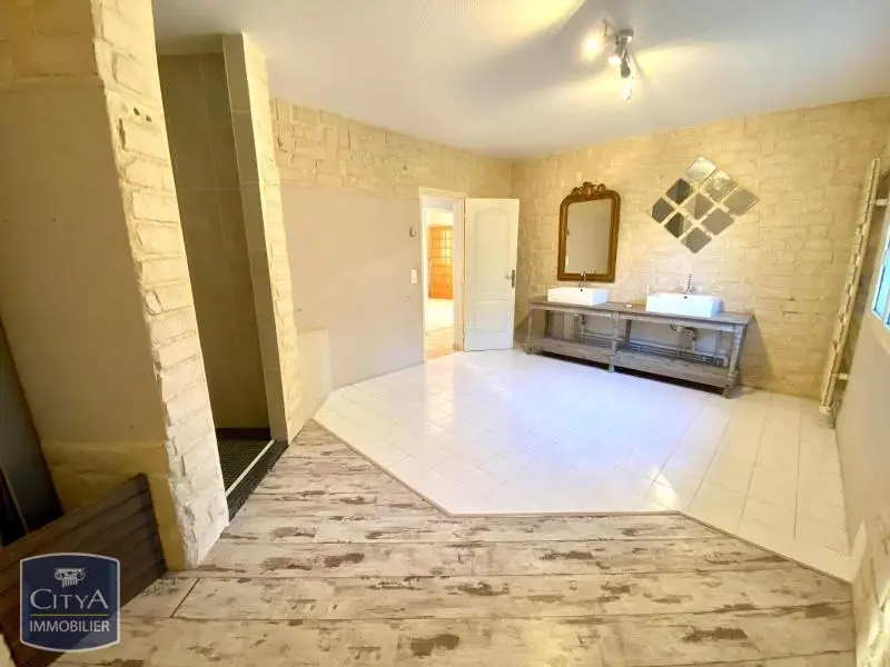 Photo 4 Maison 8 pièces 280m²