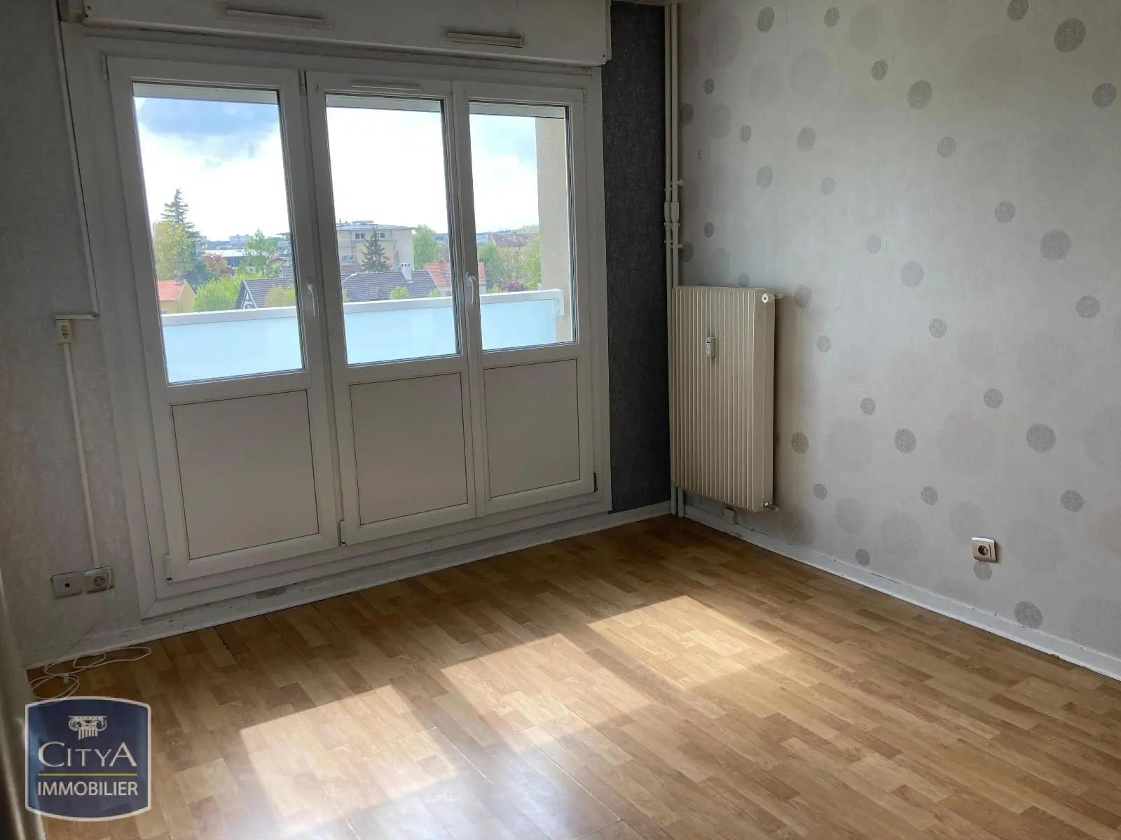 Photo 2 Appartement 1 pièce 27.68m²