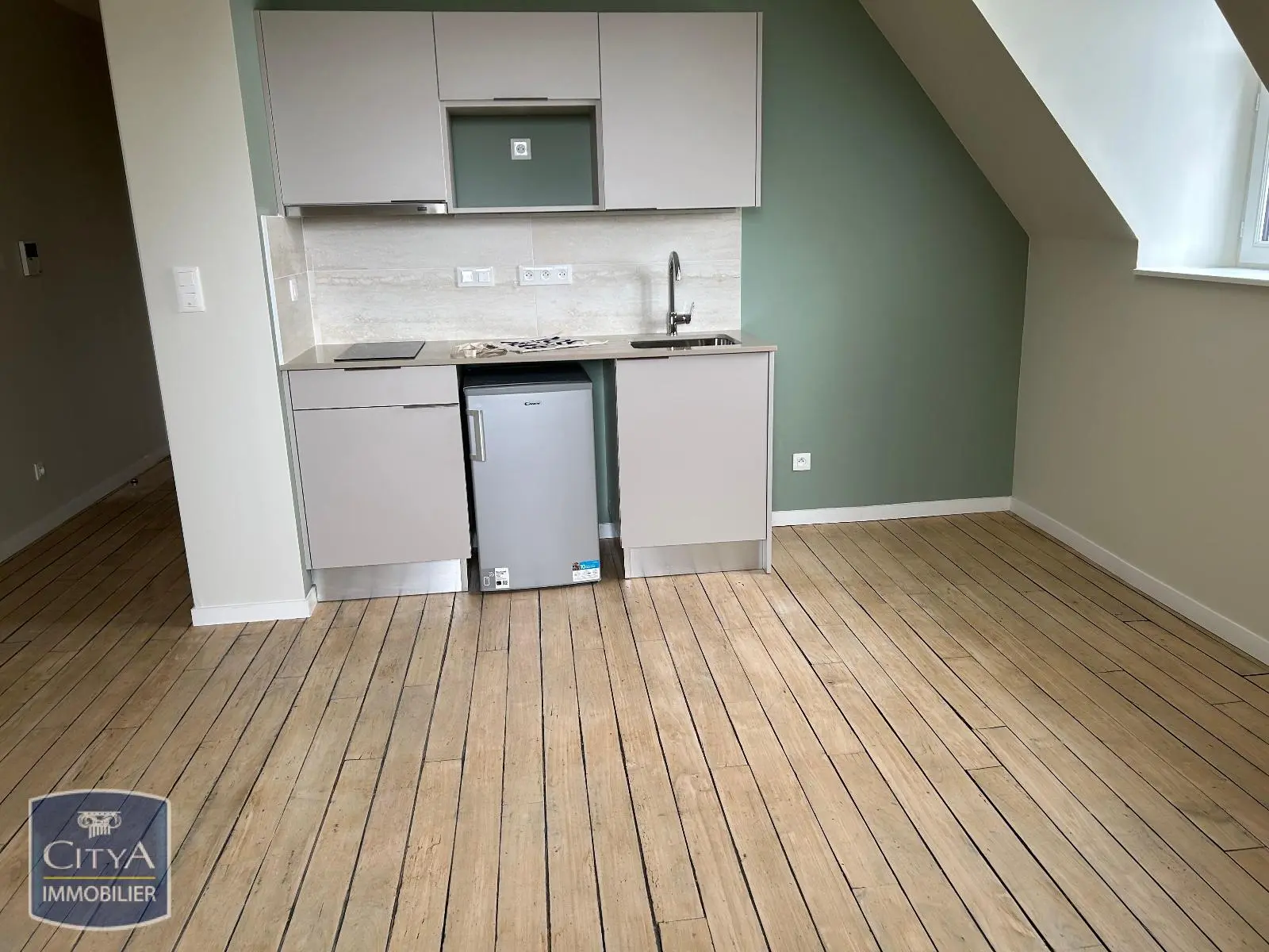 Photo 2 Appartement 1 pièce 25.22m²