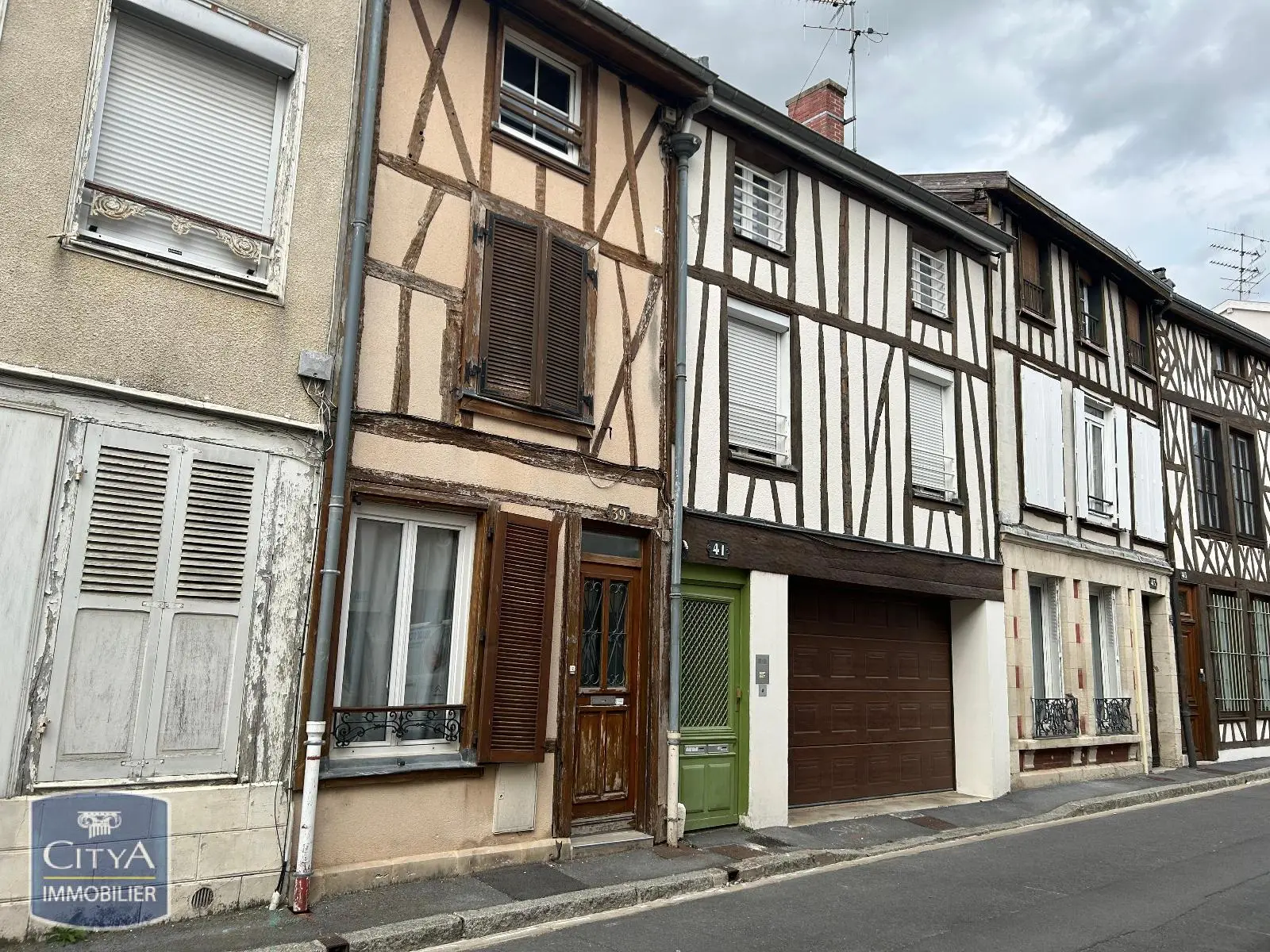 Photo 1 Appartement 1 pièce 38.81m²