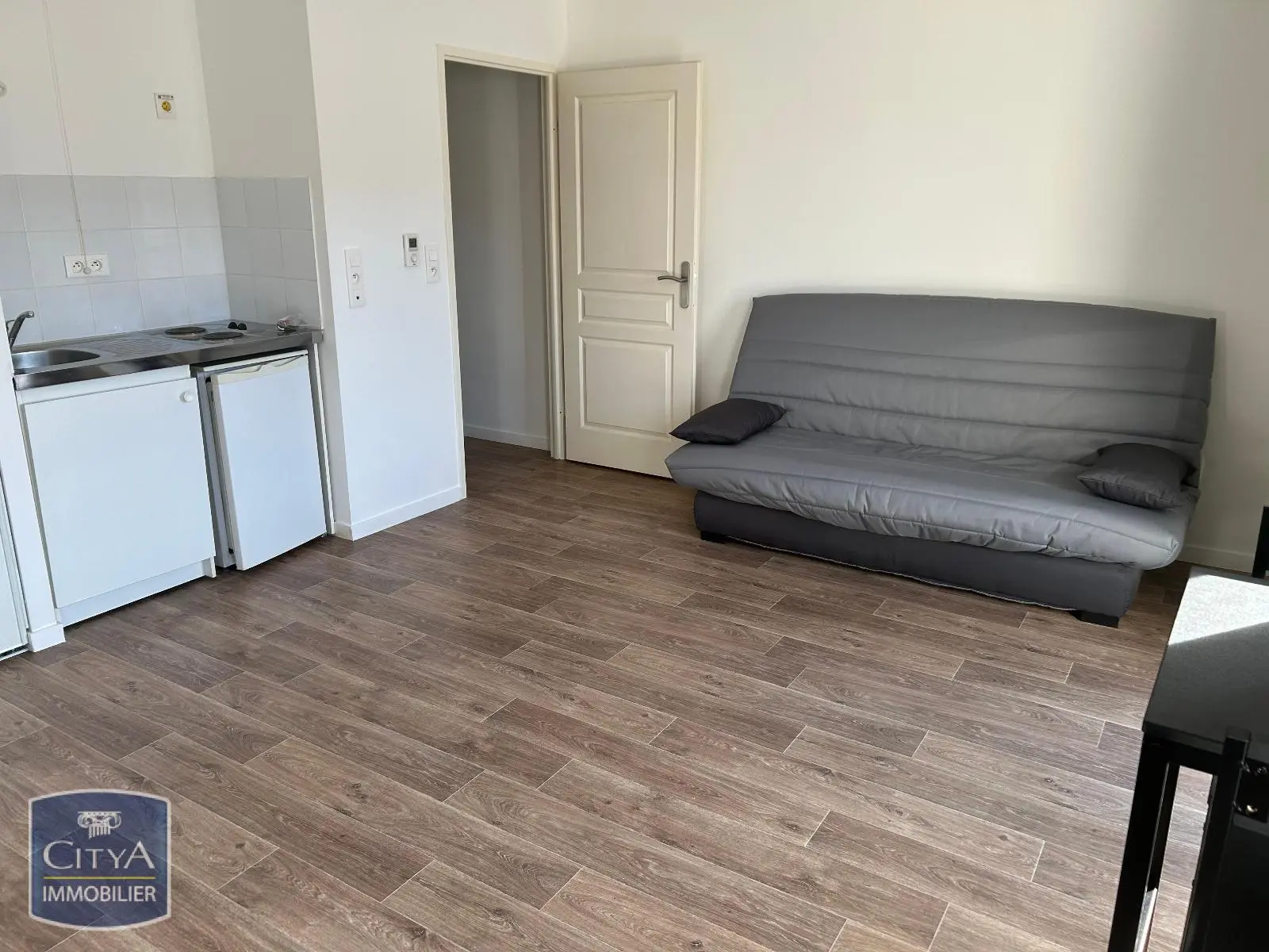 Photo 8 Appartement 1 pièce 26.97m²