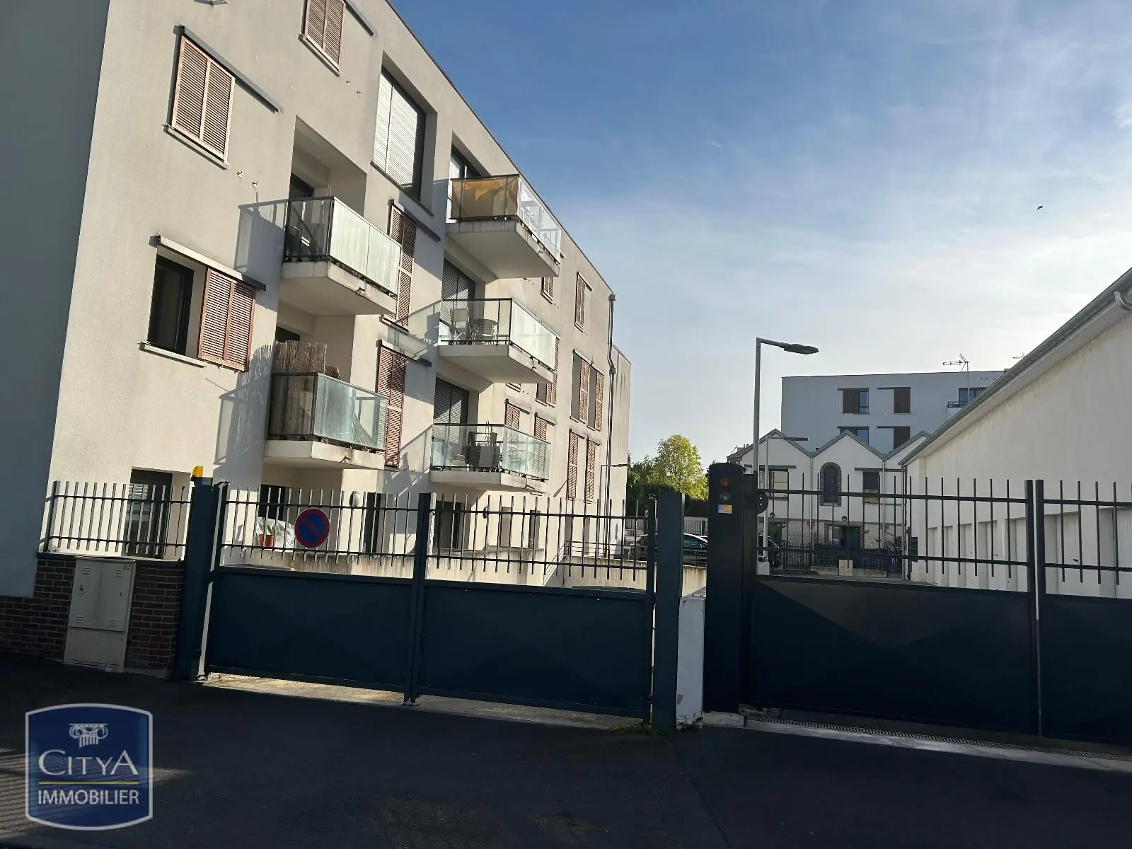 Photo 1 Appartement 1 pièce 26.97m²