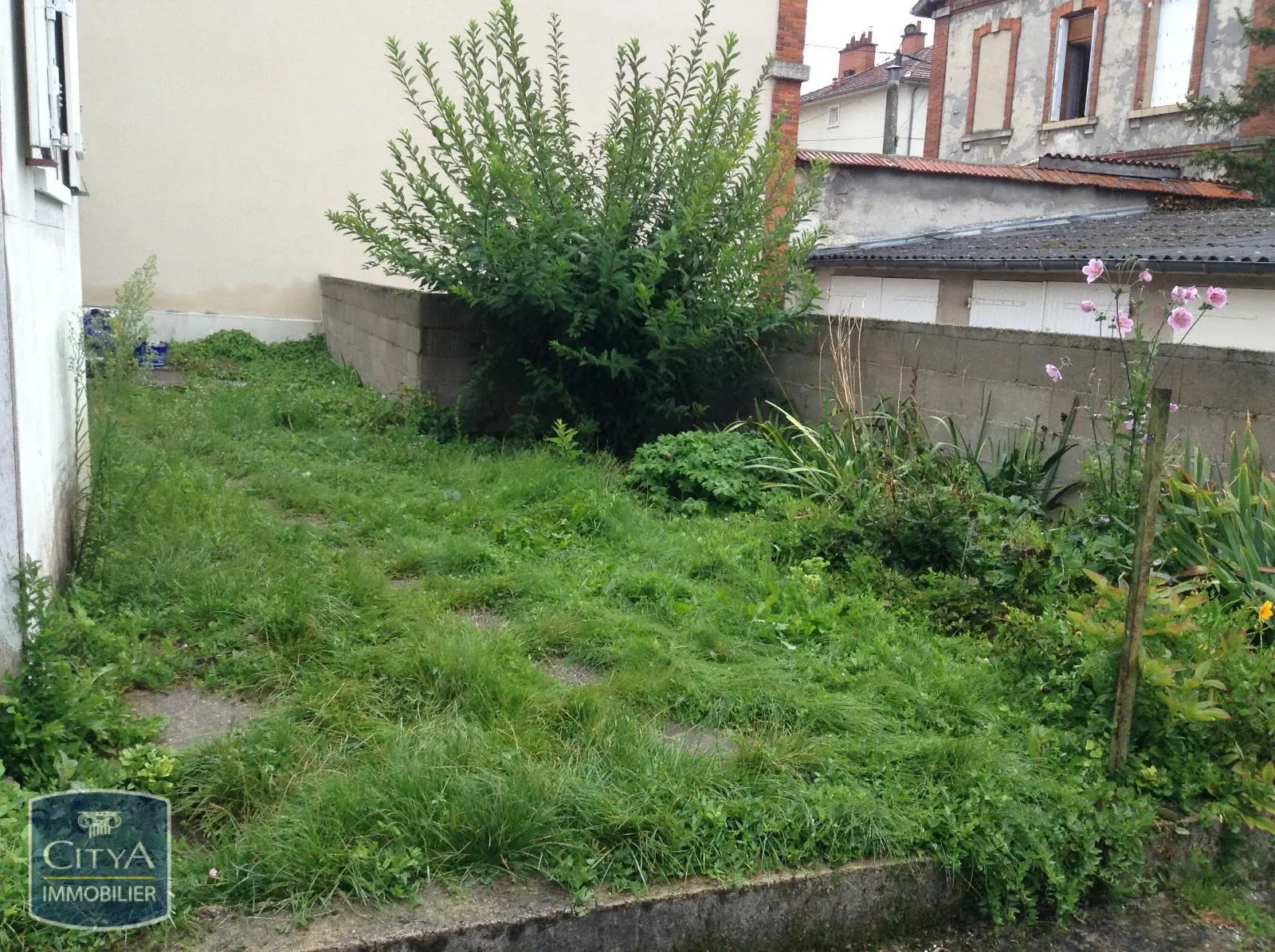 Photo 4 Immeuble 254.85m²