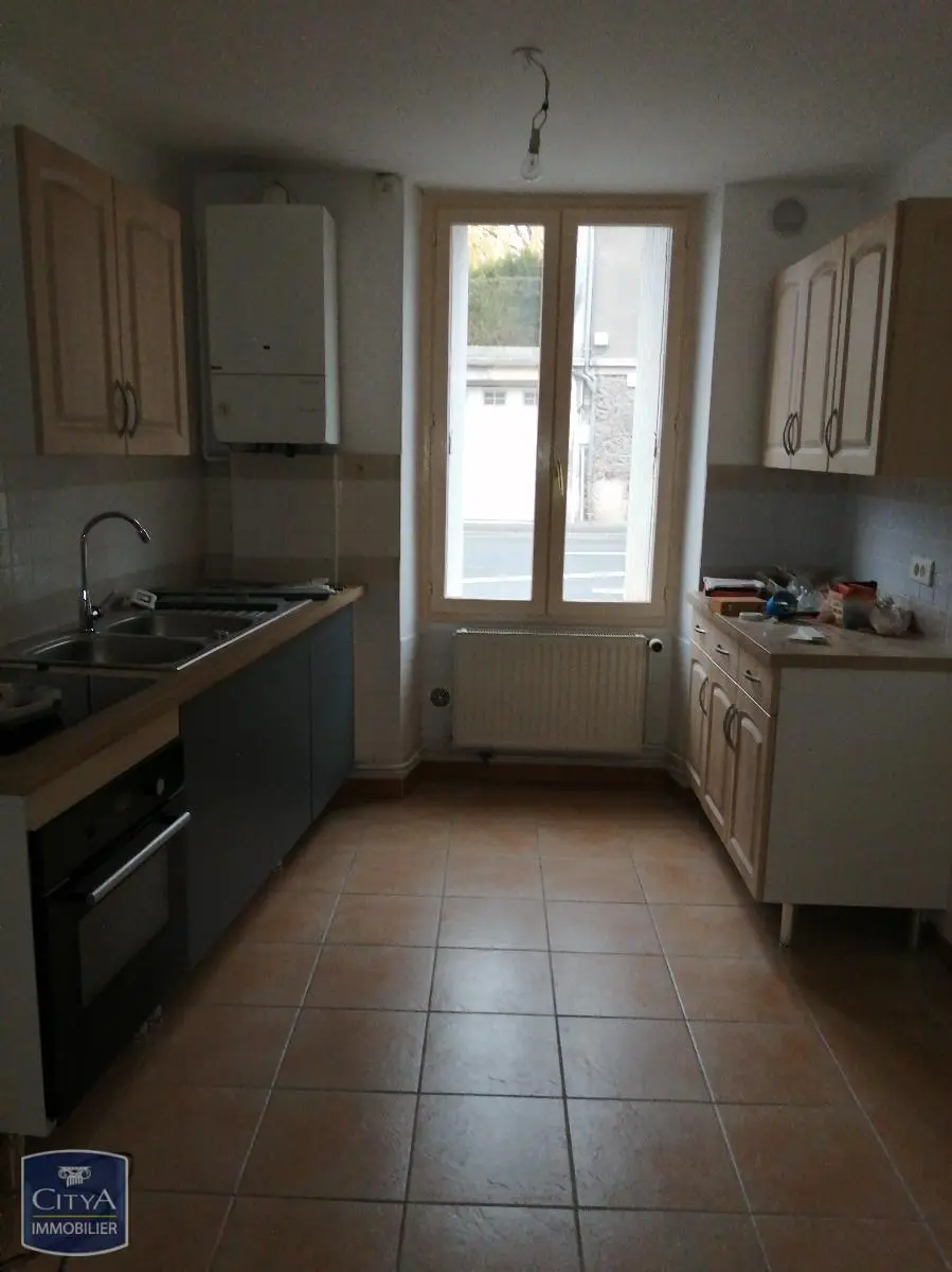 Photo 2 Immeuble 254.85m²