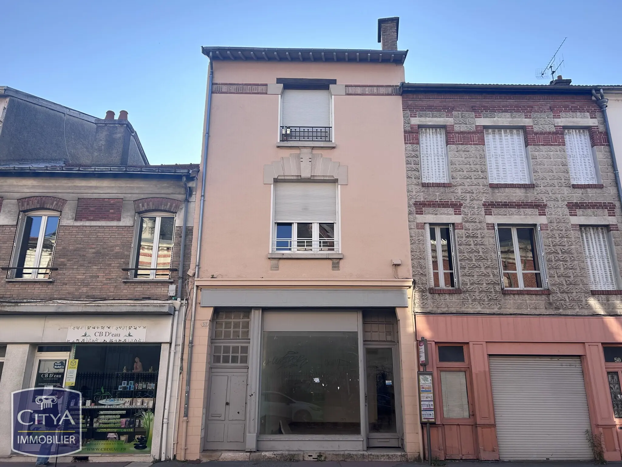 Photo 4 Immeuble 275m²