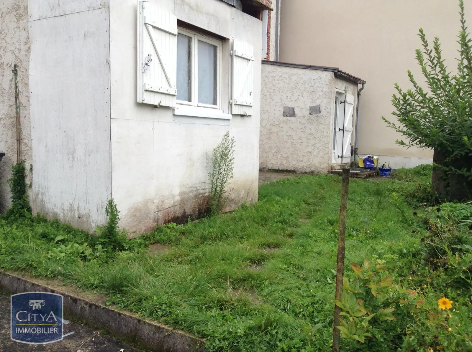 Photo 3 Immeuble 254.85m²
