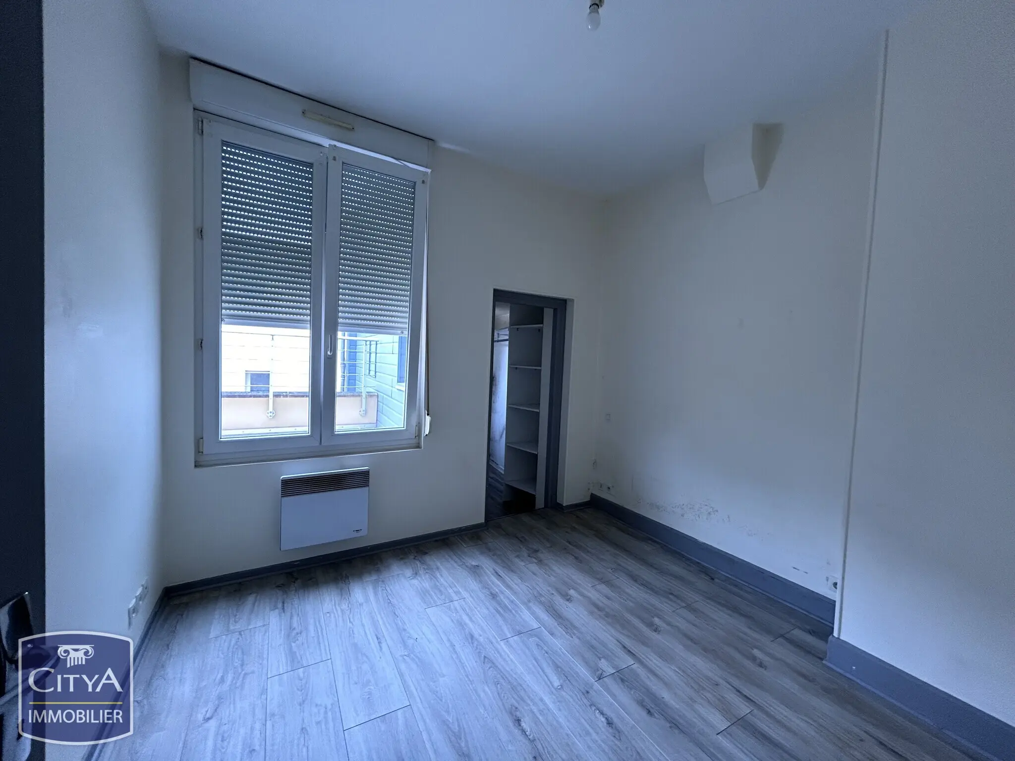 Photo 3 Immeuble 275m²