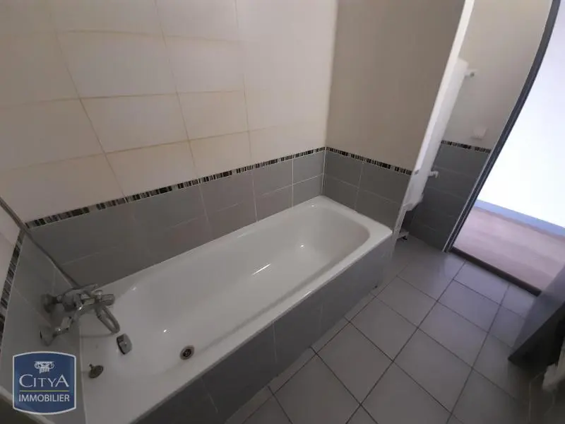 Photo 10 Appartement 4 pièces 90.57m²