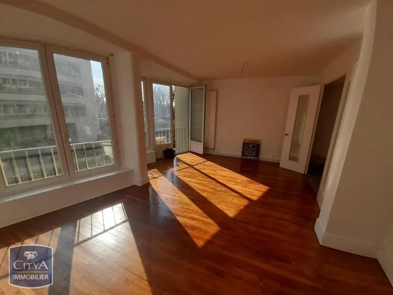 Photo 2 Appartement 4 pièces 104.18m²