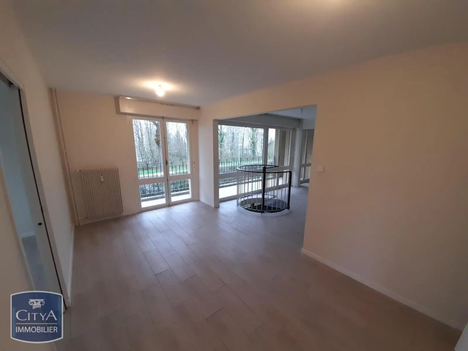 Photo 3 Appartement 4 pièces 95m²