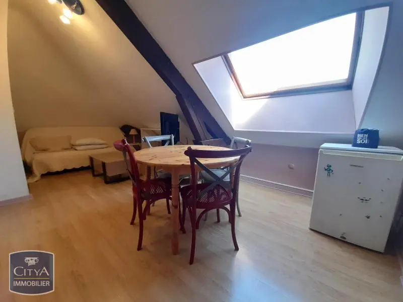 Photo 2 Appartement 1 pièce 30.25m²