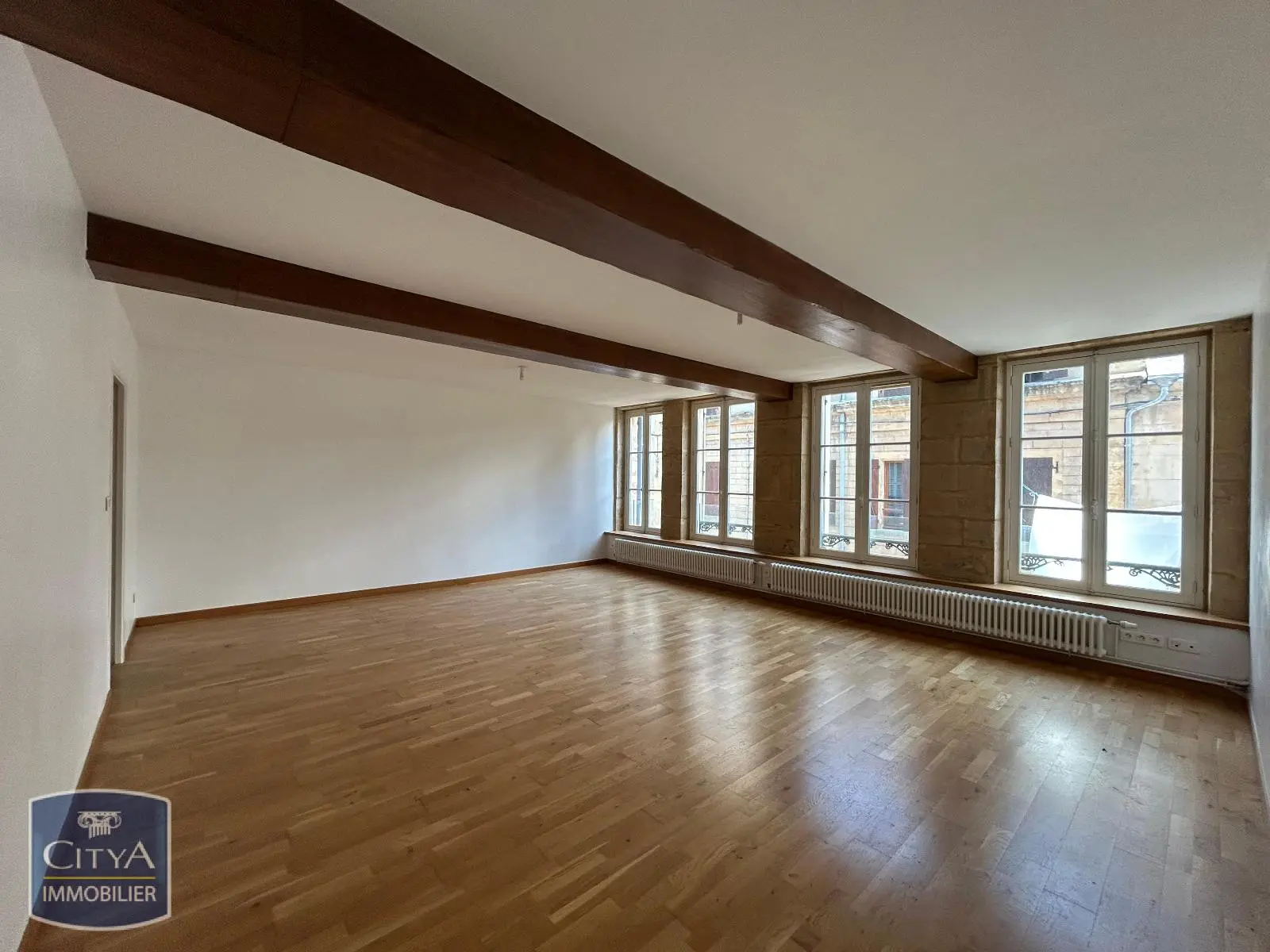 Photo 2 Appartement 4 pièces 104.8m²
