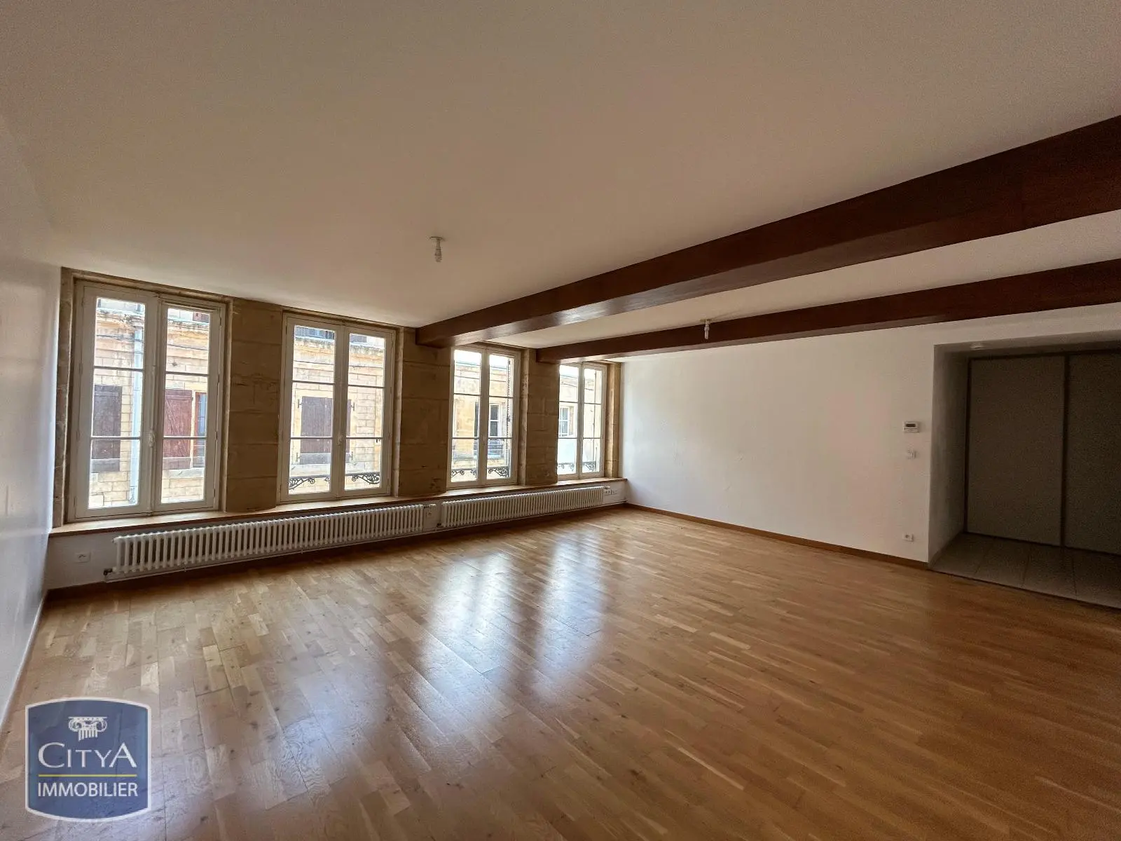 Photo 3 Appartement 4 pièces 104.8m²