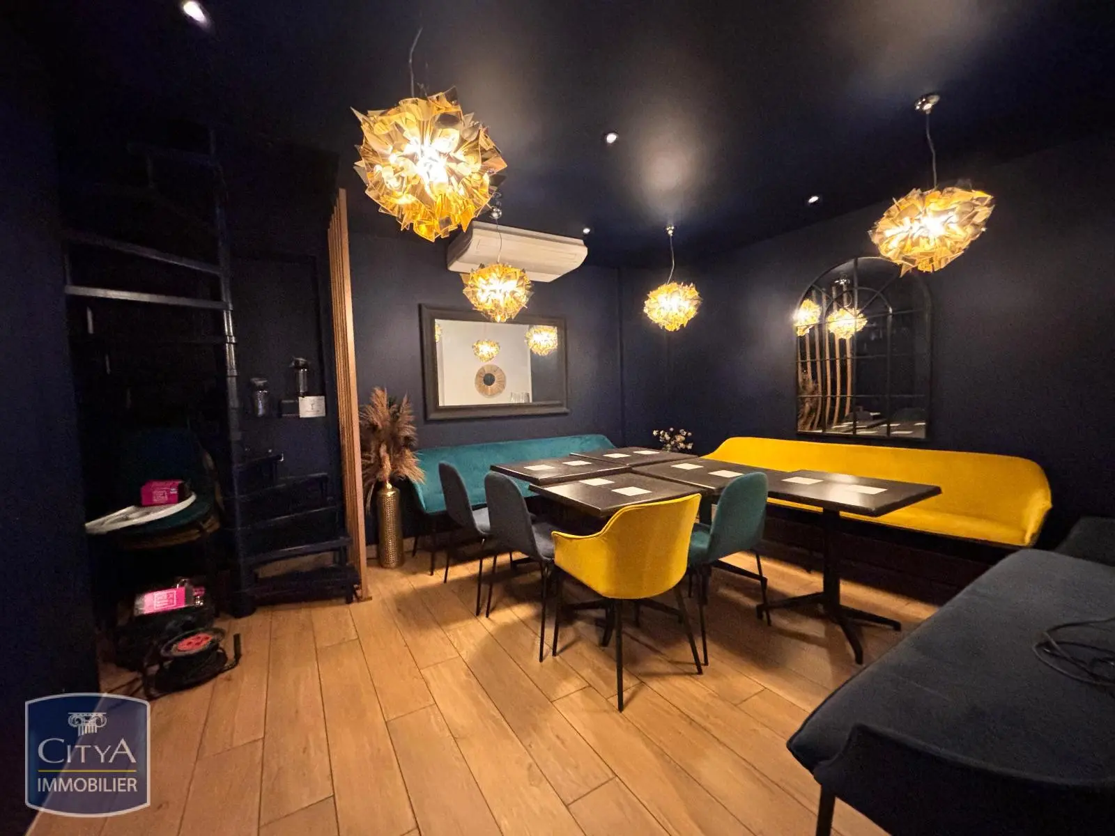 Photo 9 Local Commercial 249.75m²