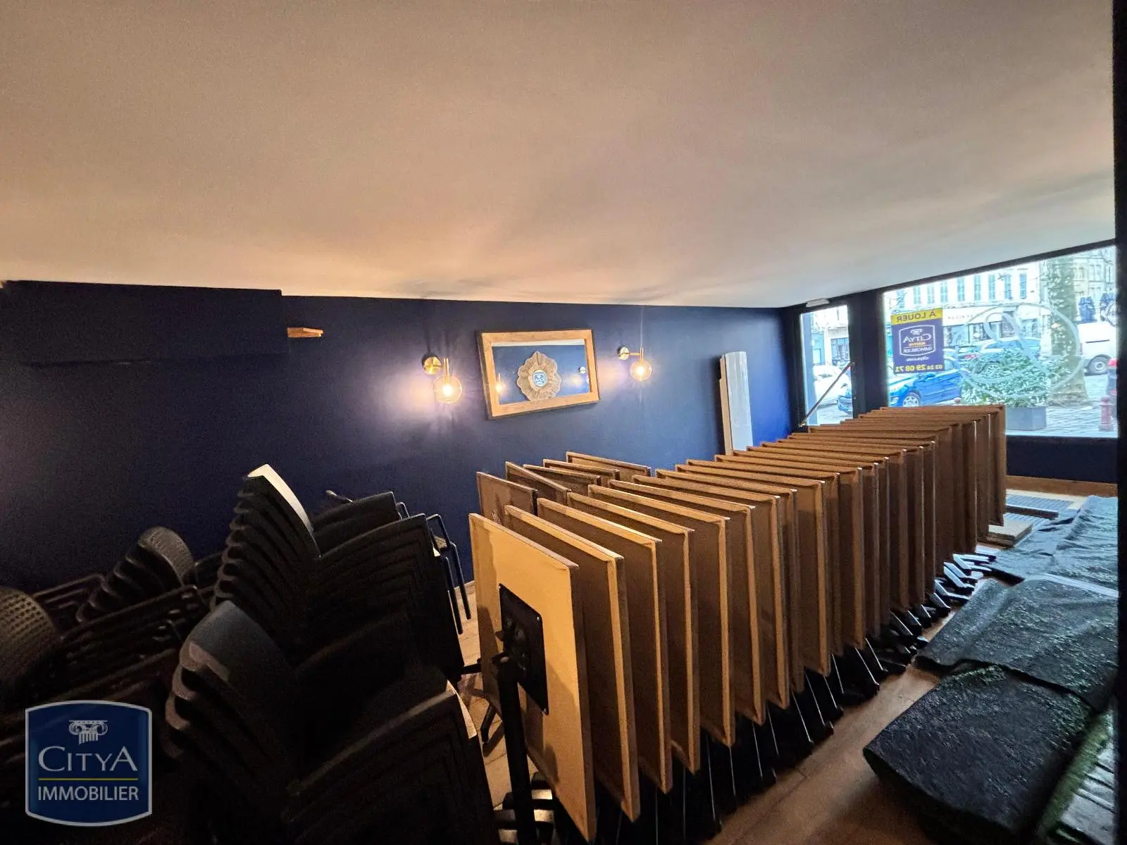 Photo 6 Local Commercial 249.75m²