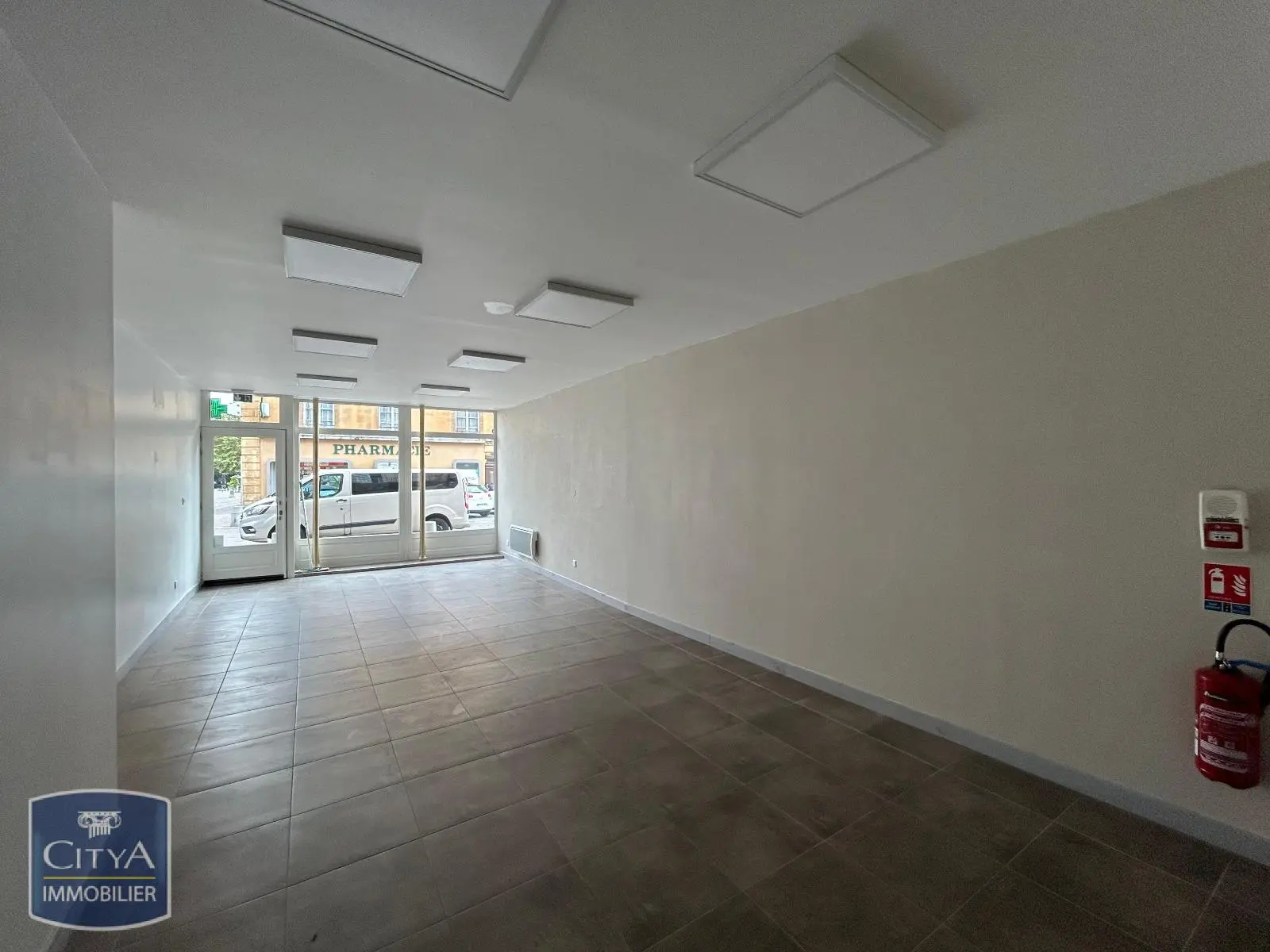 Photo 1 Local Commercial 44.96m²