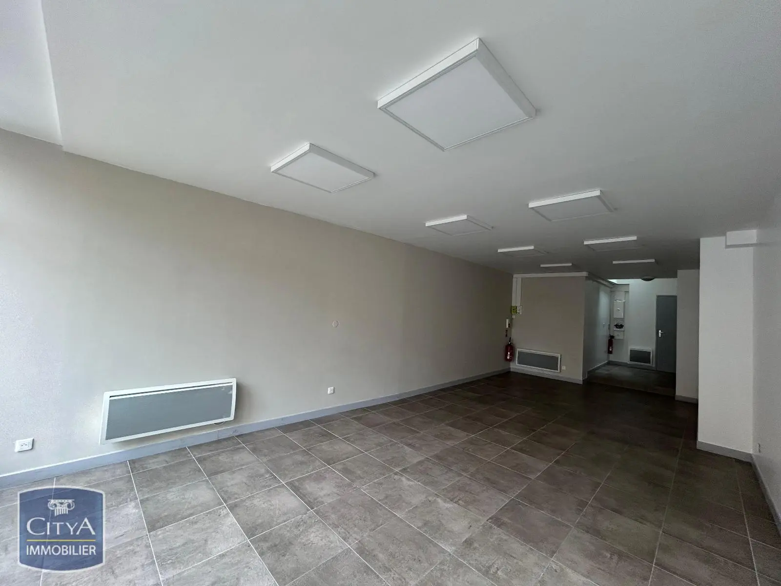 Photo 2 Local Commercial 44.96m²