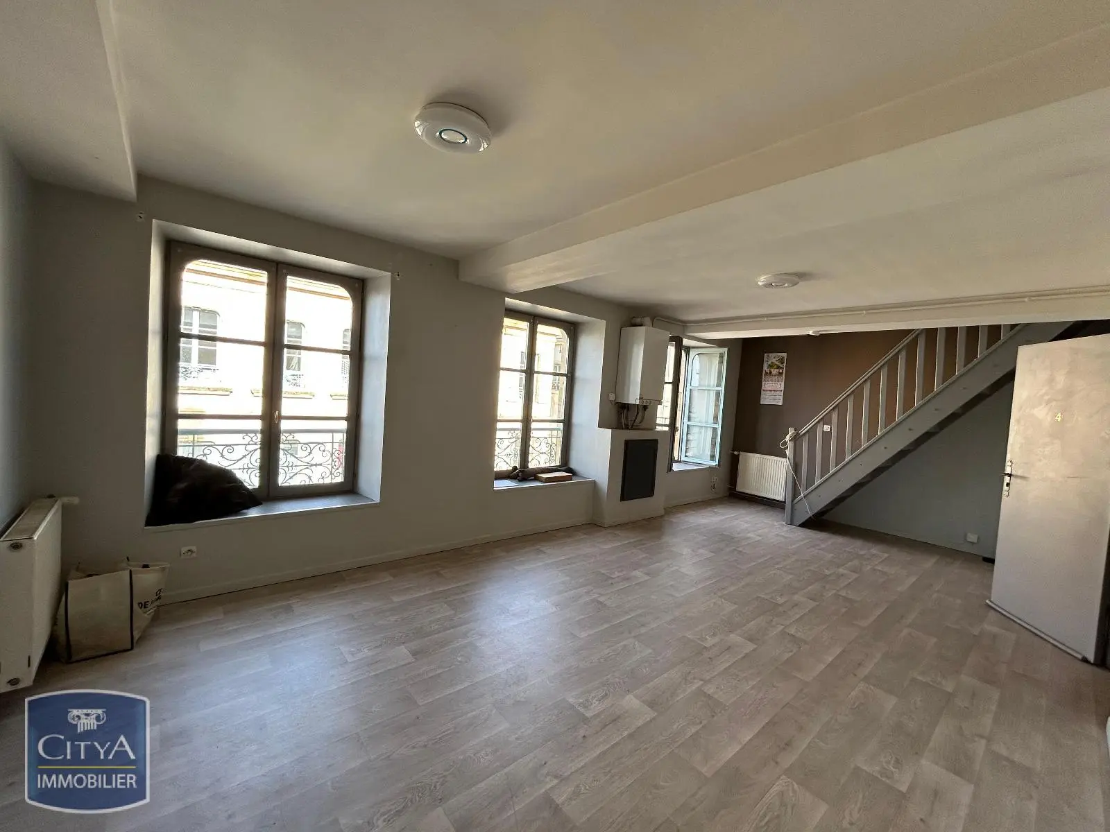 Photo 2 Appartement 4 pièces 80.76m²