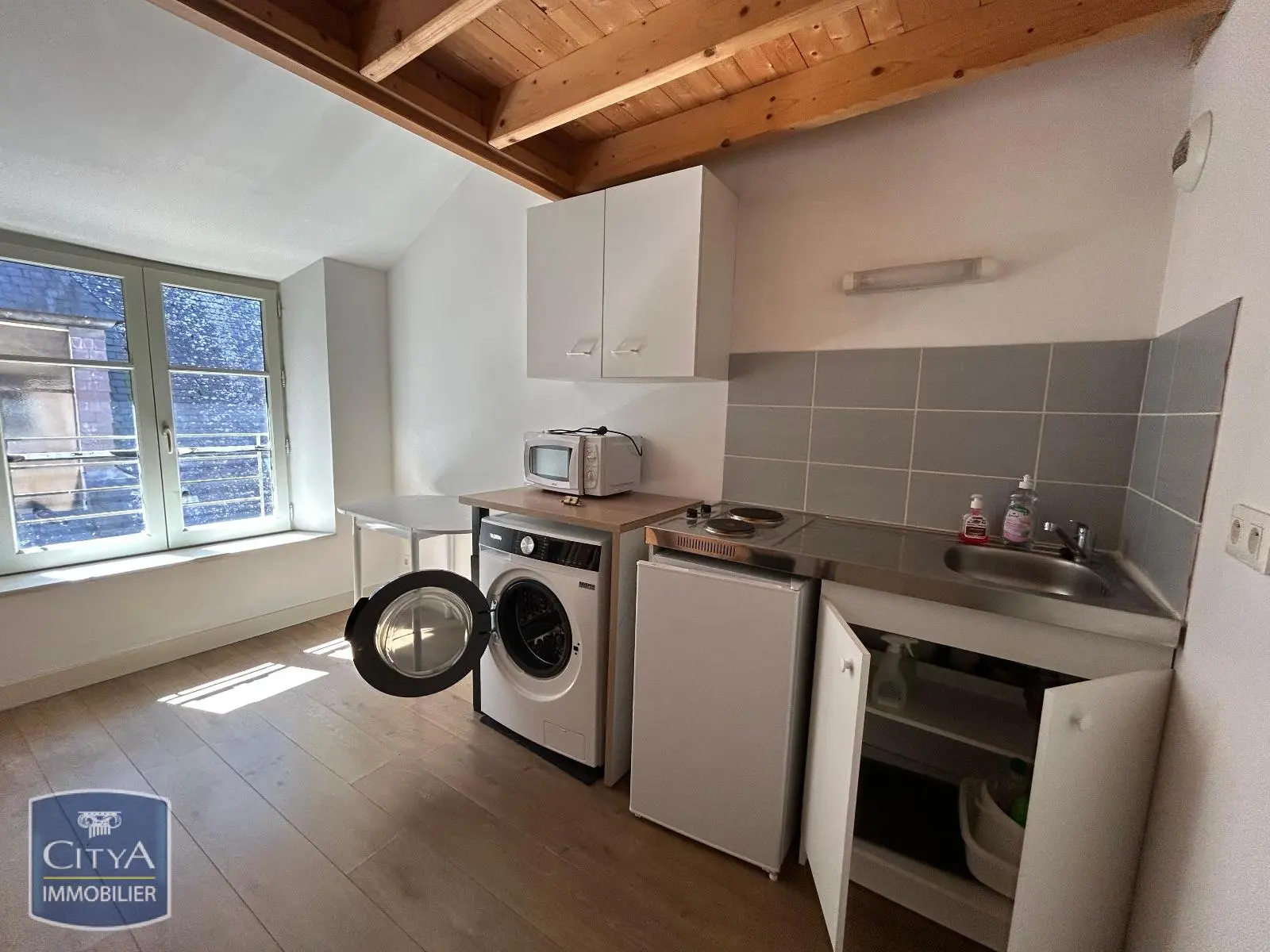 Photo 1 Appartement 1 pièce 18.53m²