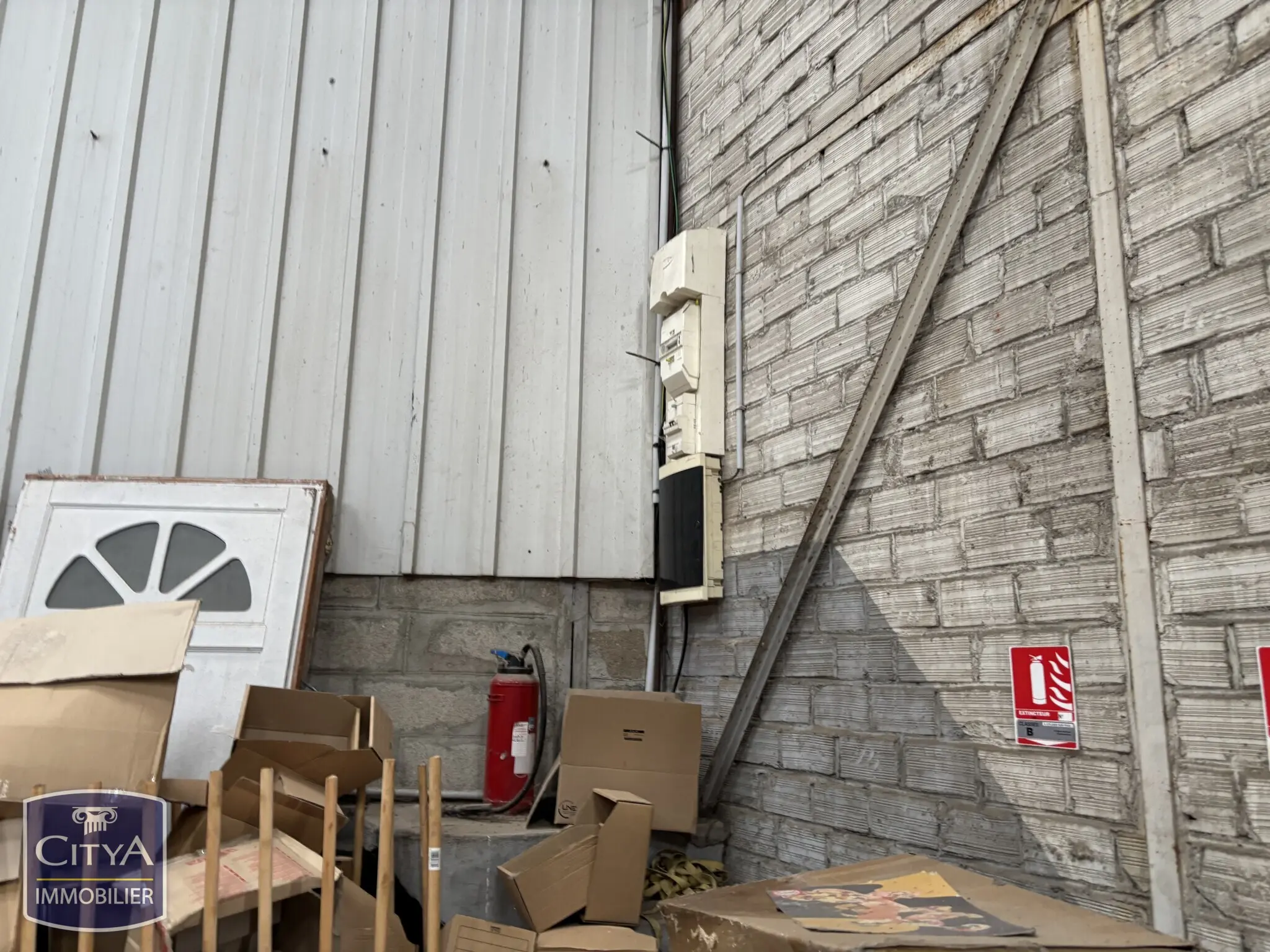 Photo 10 Local Professionnel 1450m²