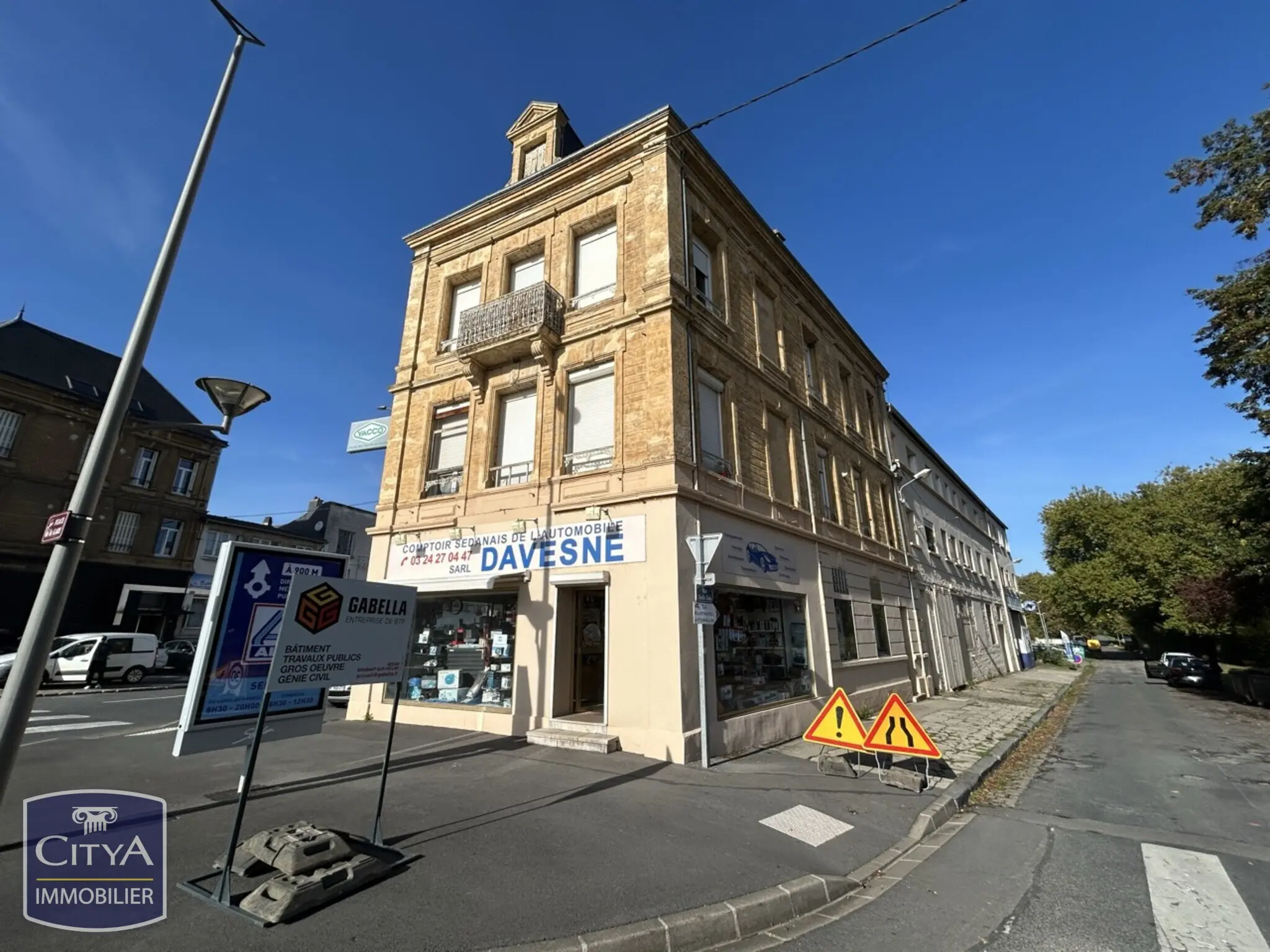 Photo 1 Immeuble 1050m²