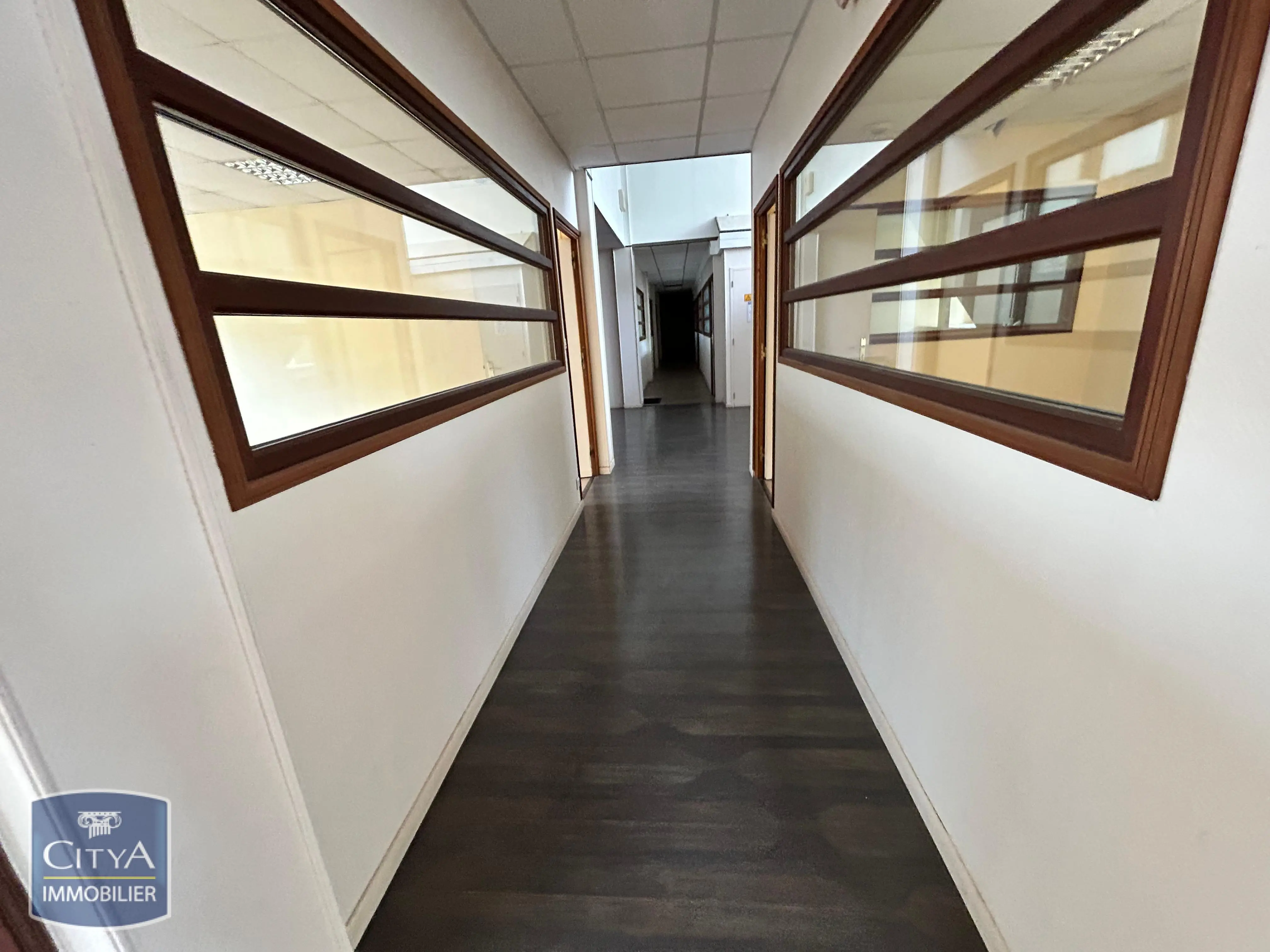 Photo 5 Local Professionnel 72.92m²