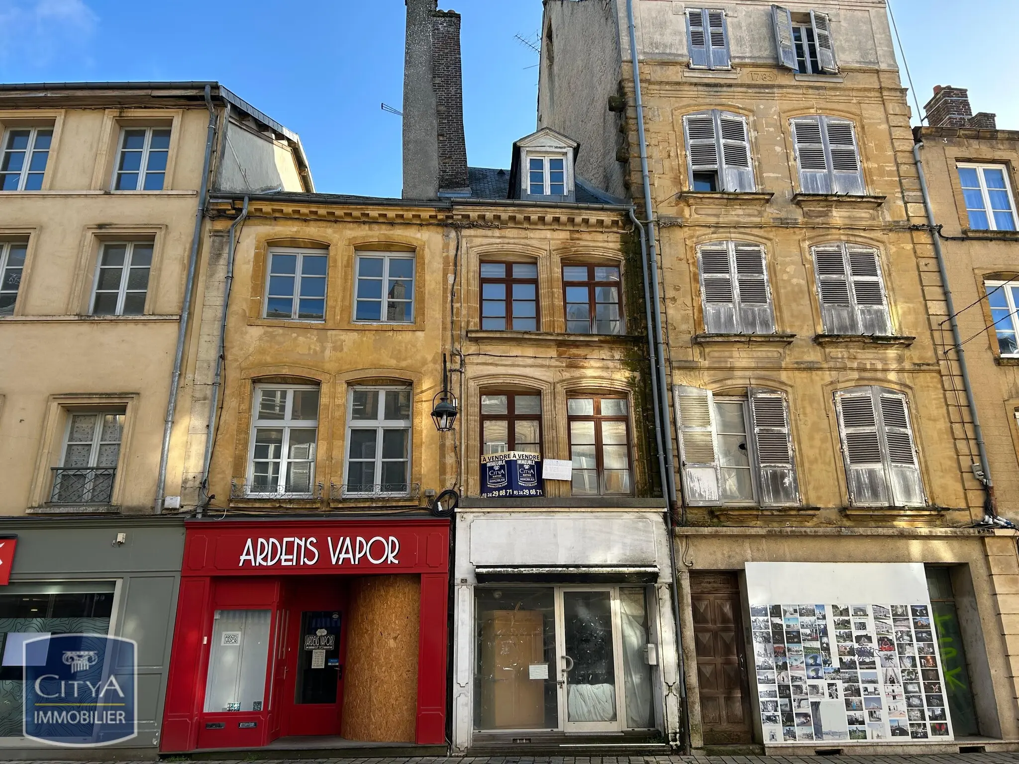 Photo 1 Immeuble 234m²