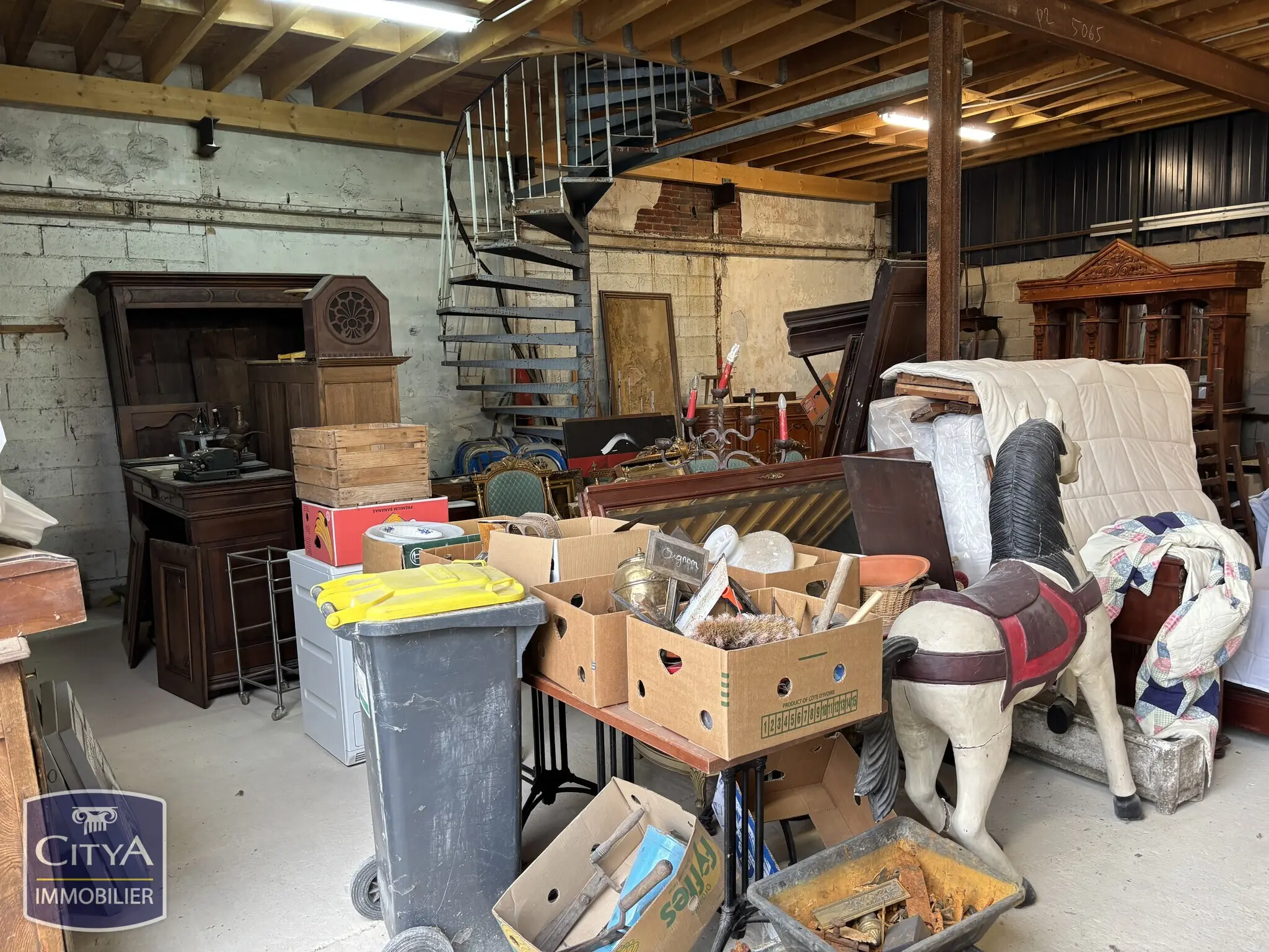 Photo 2 Local Commercial 320m²