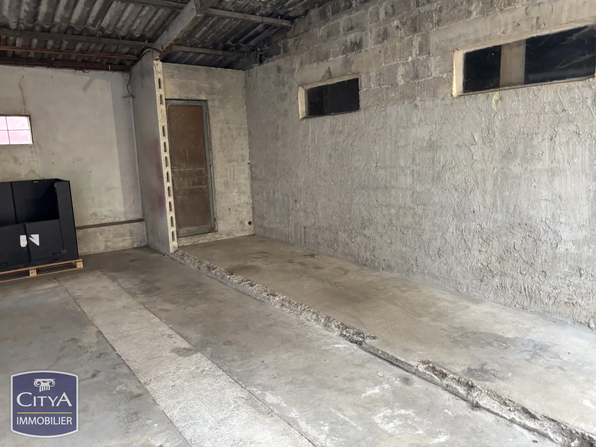Photo 3 Local Professionnel 1450m²