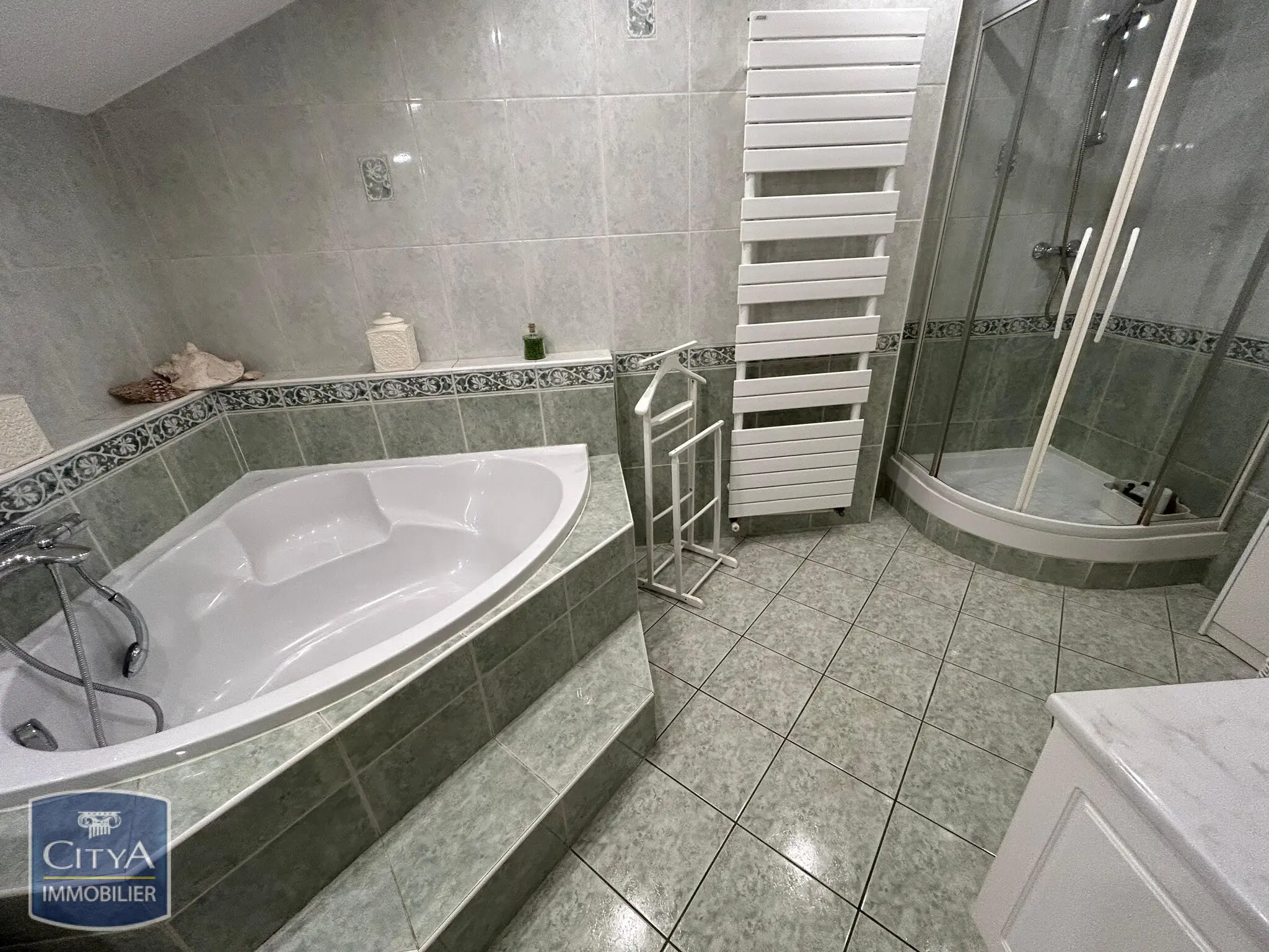Photo 8 Maison 5 pièces 392m²