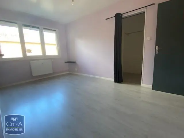 Photo 3 appartement Donchery