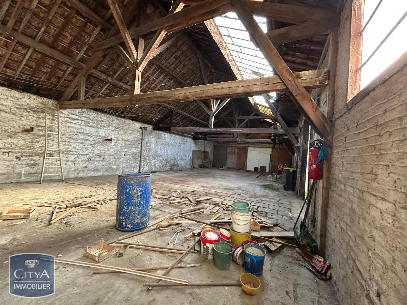 Photo 13 Local Industriel