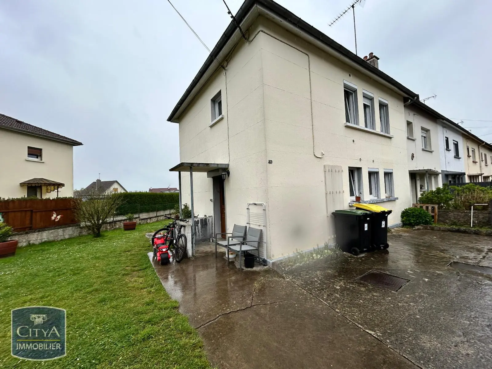 Photo 1 Maison 4 pièces 80m²