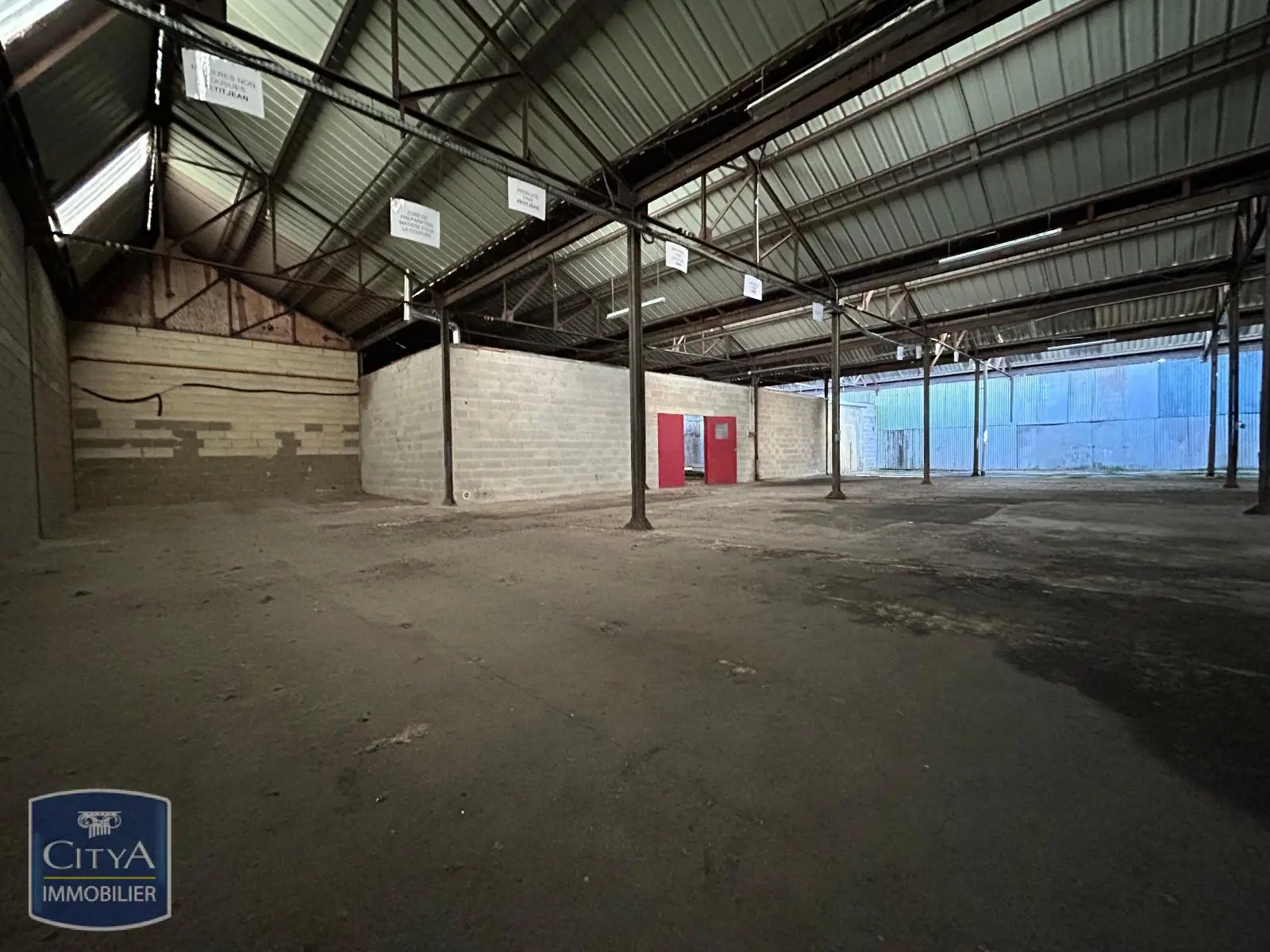 Photo 17 Local Professionnel 1360m²