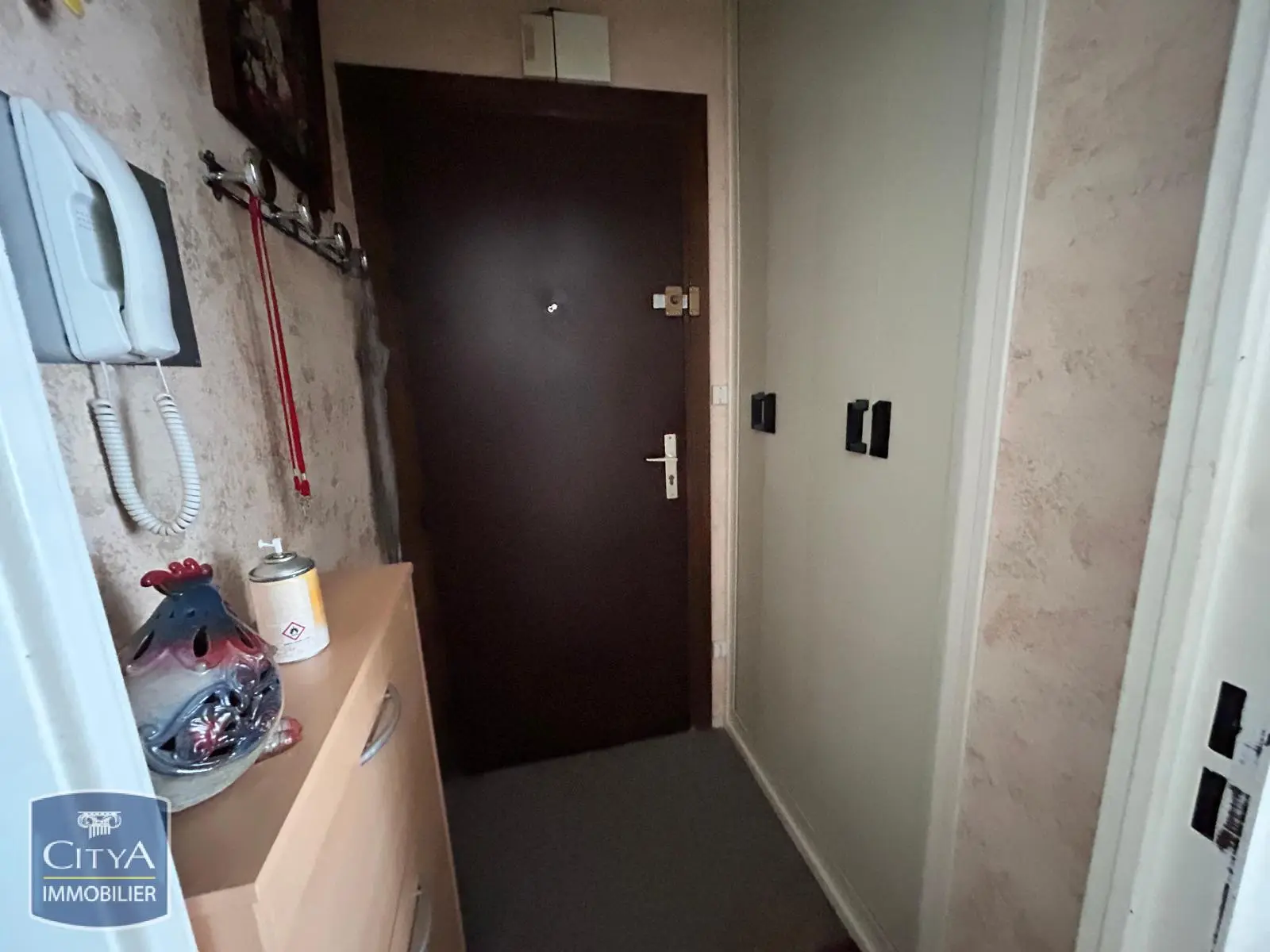 Photo 2 Appartement 1 pièce 31.73m²