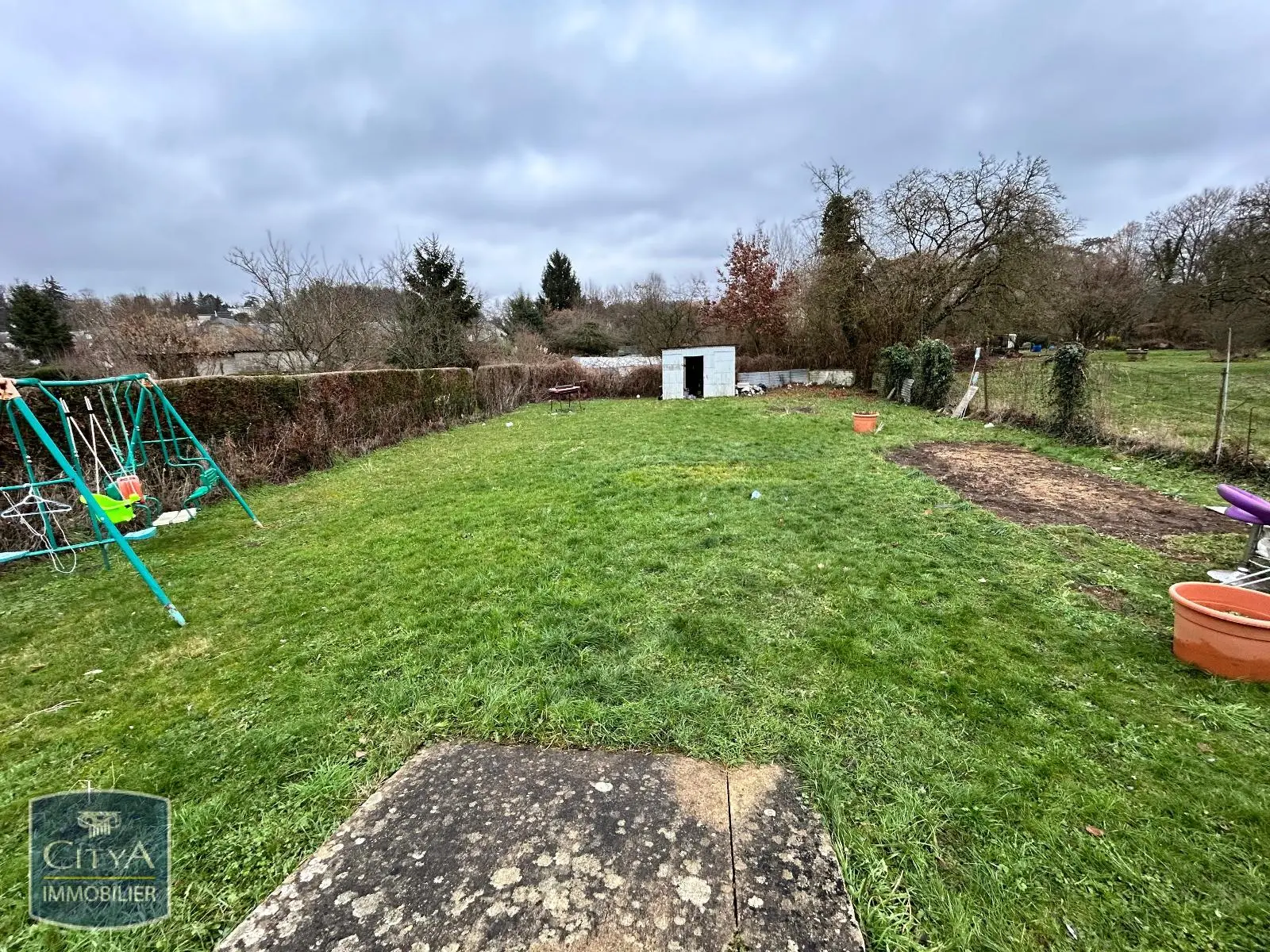 Photo 1 Terrain 421m²