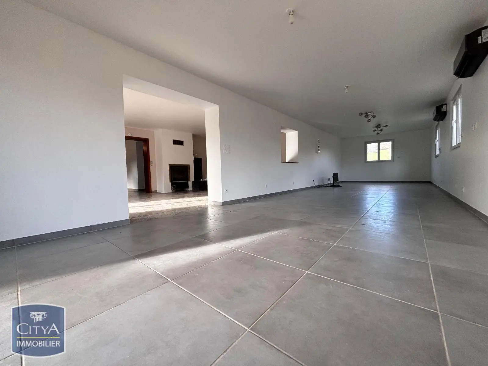 Photo 5 Maison 10 pièces 239.6m²