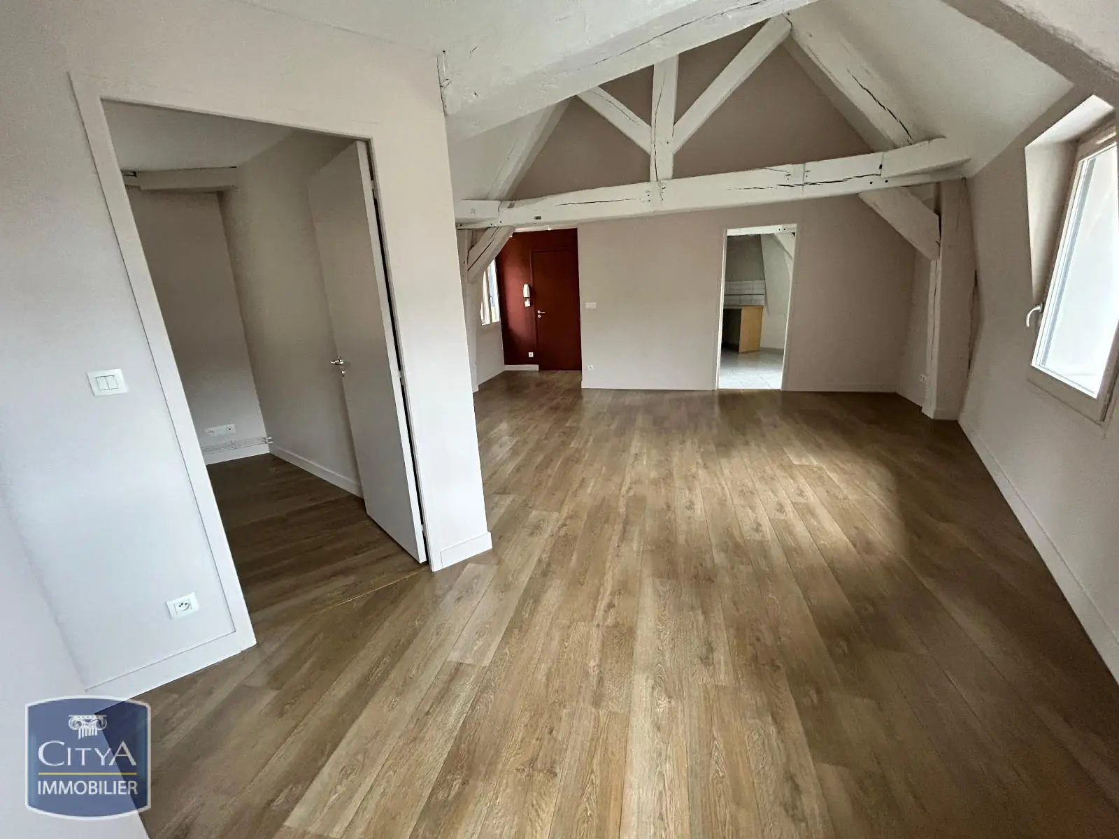 Photo 1 Appartement 2 pièces 61.8m²