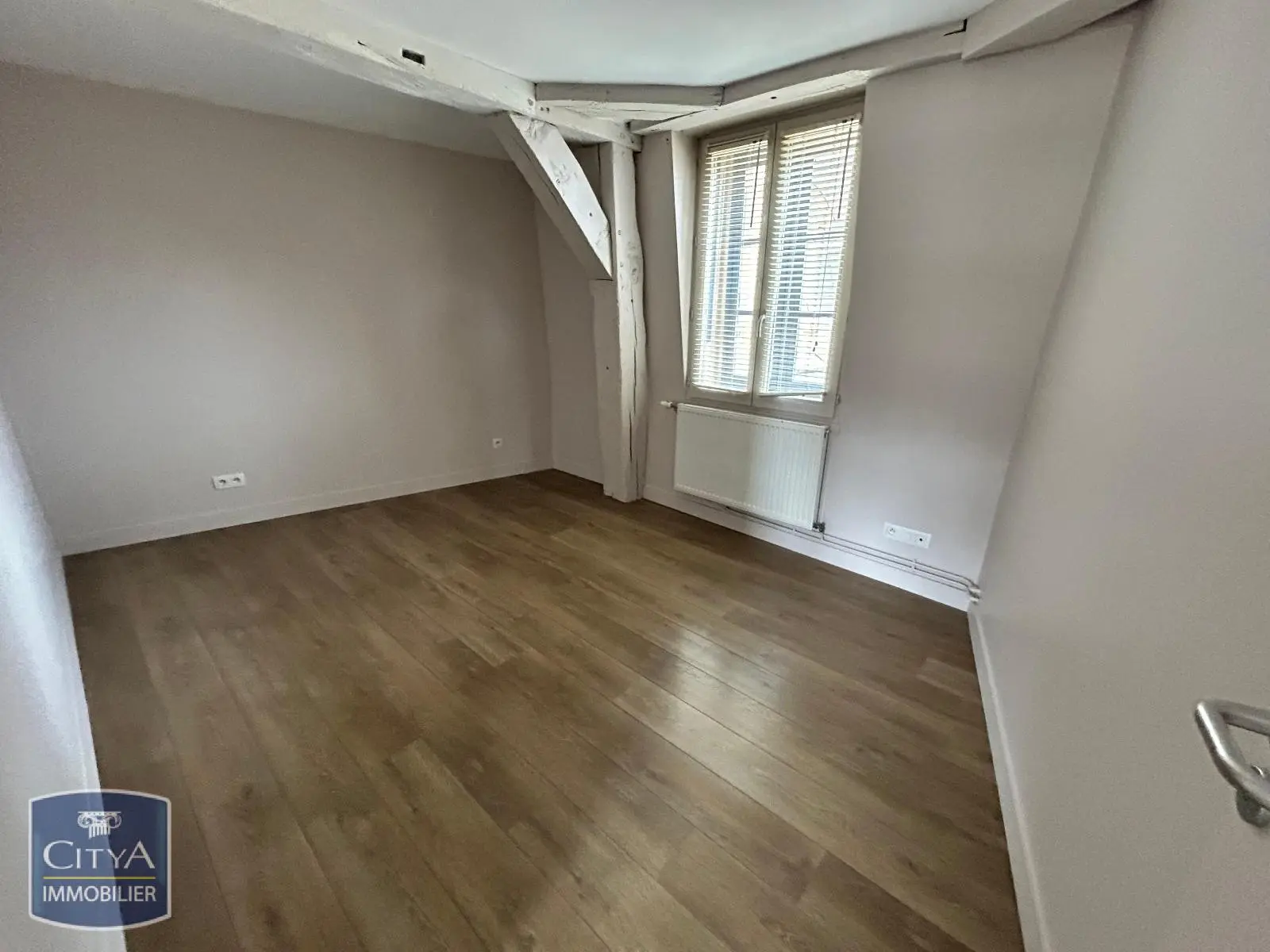Photo 2 Appartement 2 pièces 61.8m²