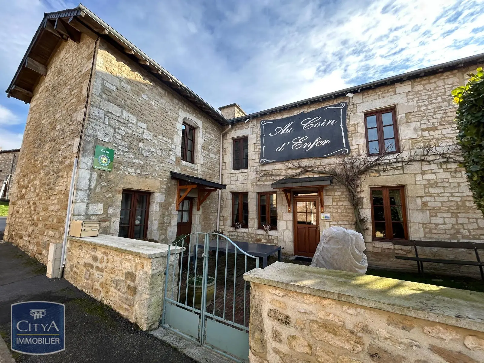 Photo 1 Maison 5 pièces 392m²