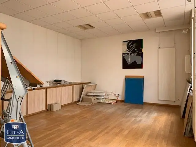 Photo 13 Local Commercial 235m²