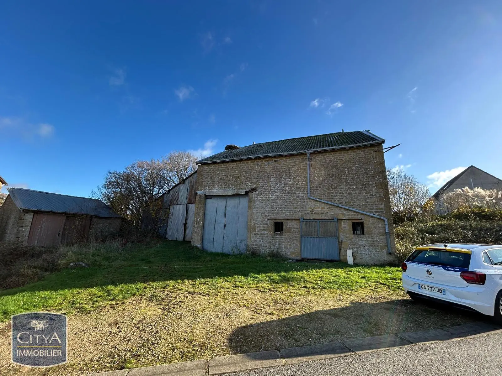 Photo 3 Terrain 952m²