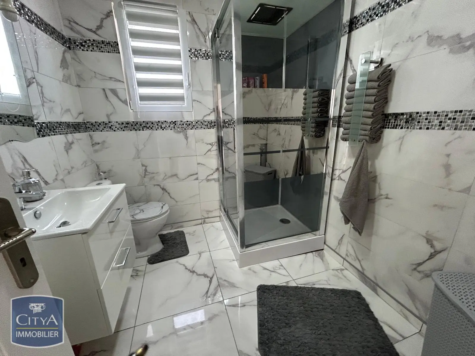 Photo 15 Maison 5 pièces 145m²