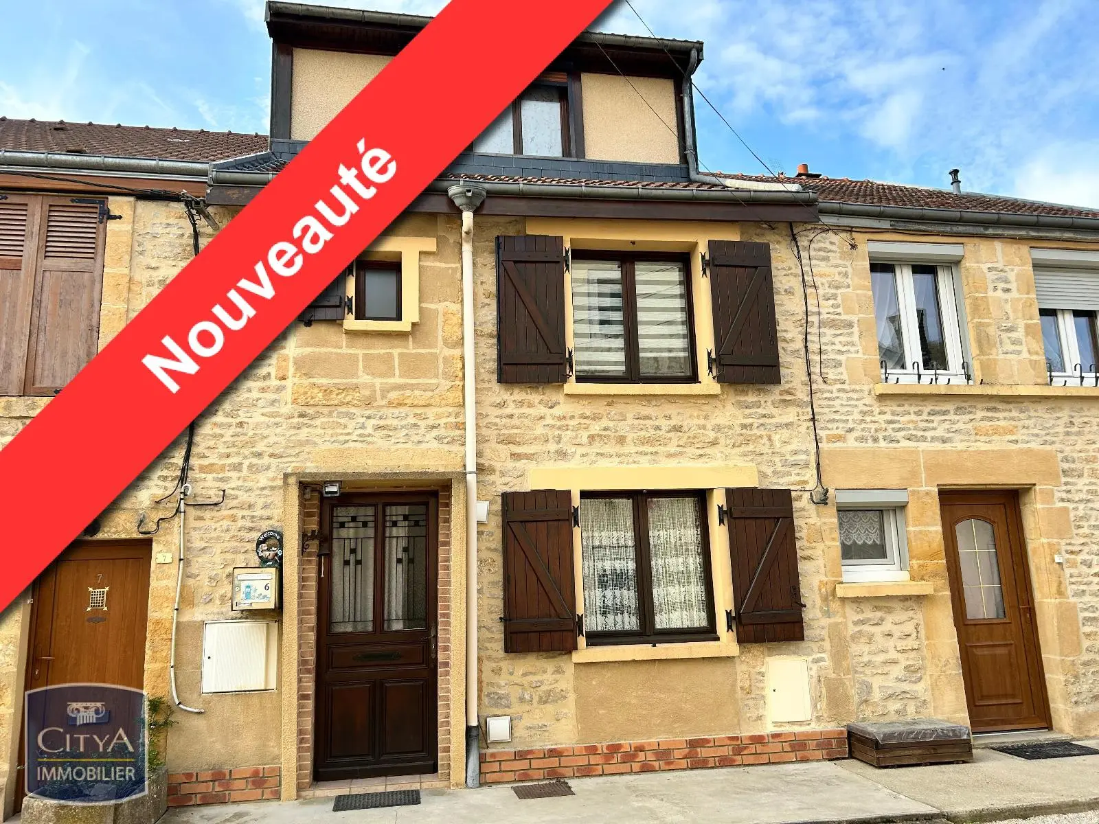 Photo 1 Maison 3 pièces 93m²