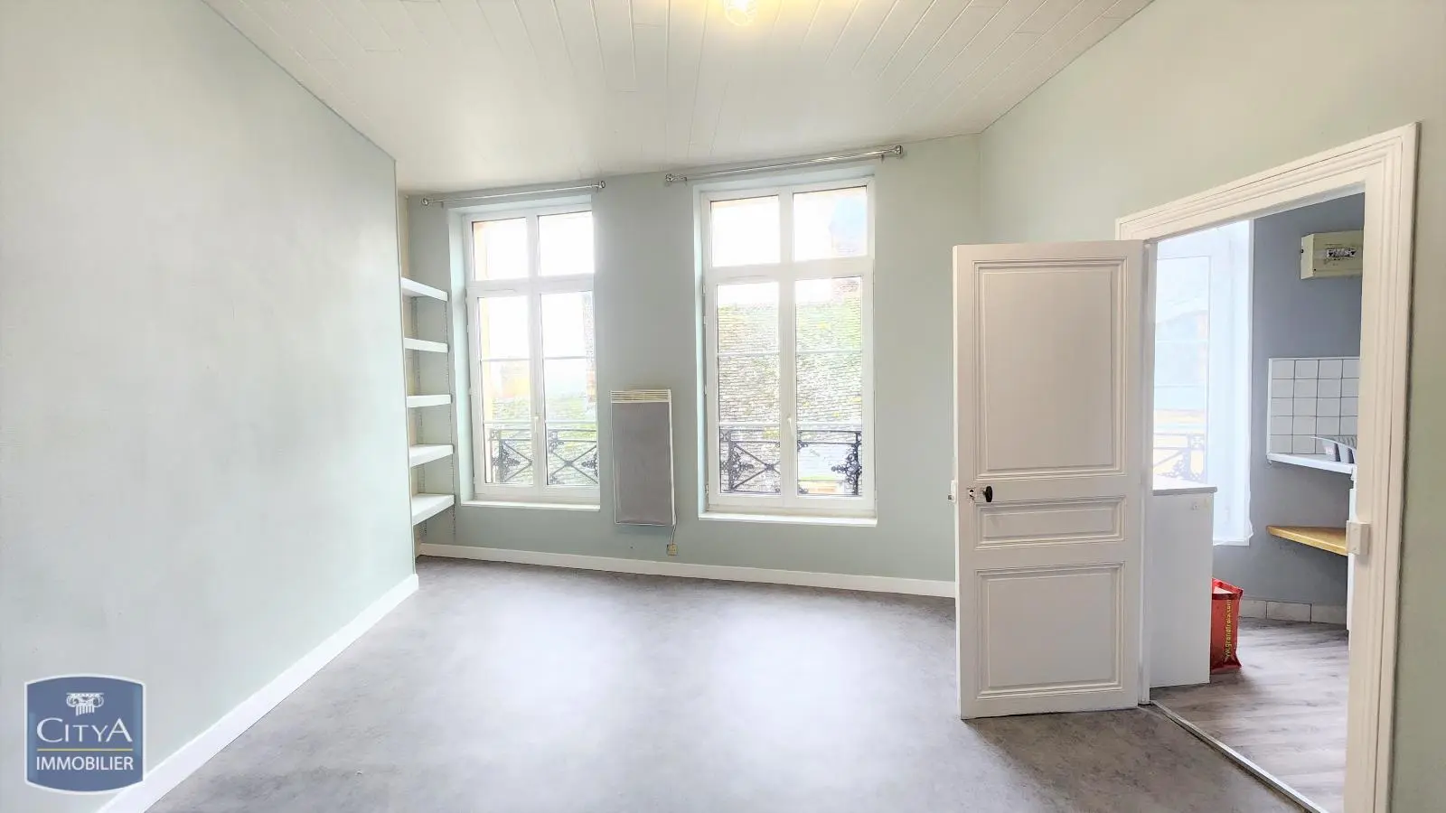 Photo 1 Appartement 1 pièce 25.7m²